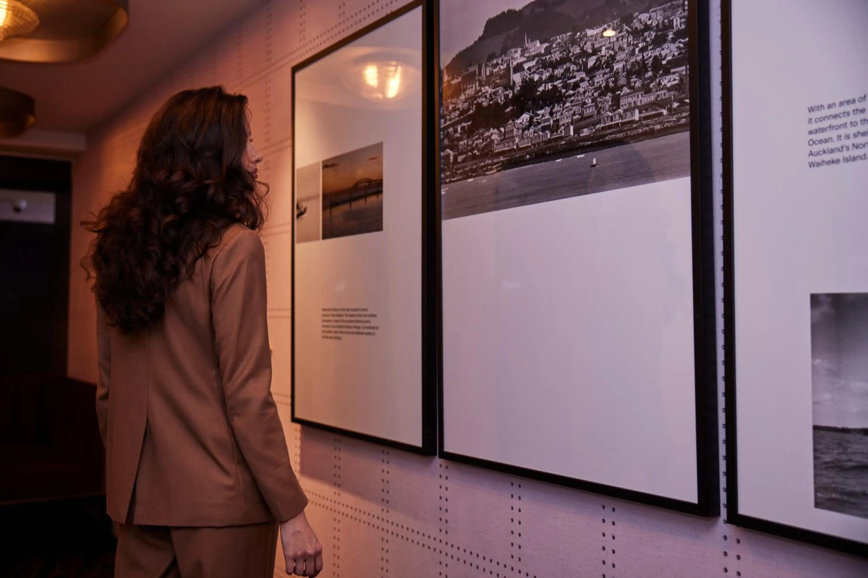 Lobby or reception in Hotel Indigo Auckland by IHG