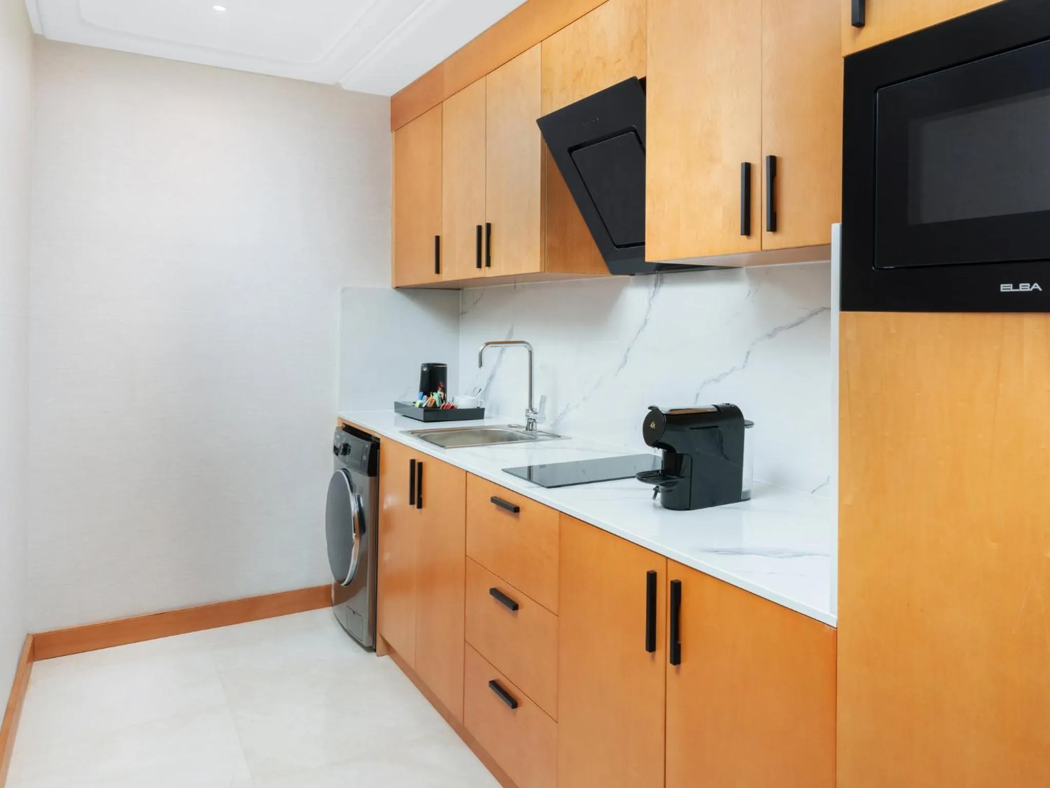 Photo of the whole room in voco Jeddah Gate by IHG