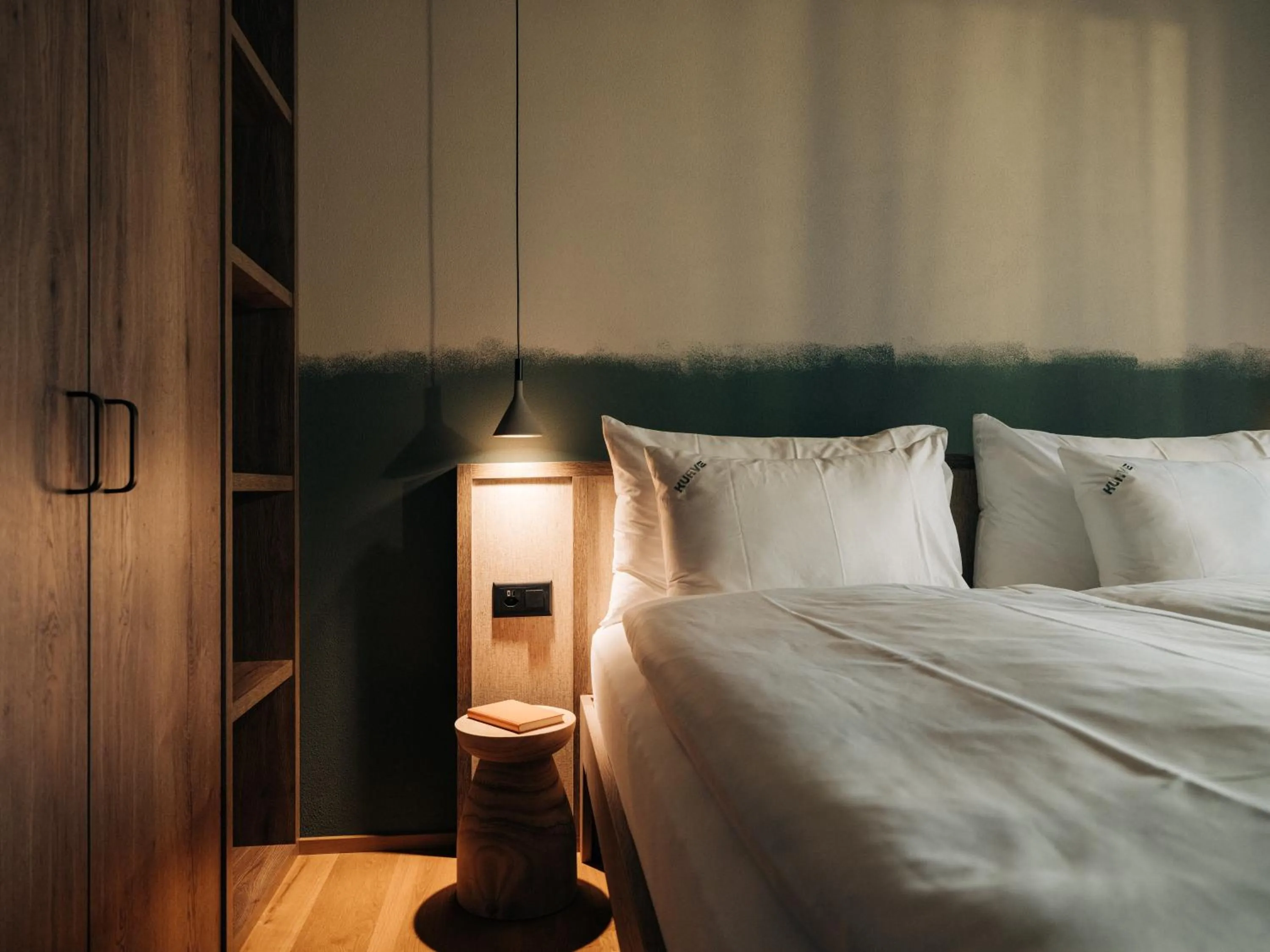 Bed in KURVE Apartments & Lounge