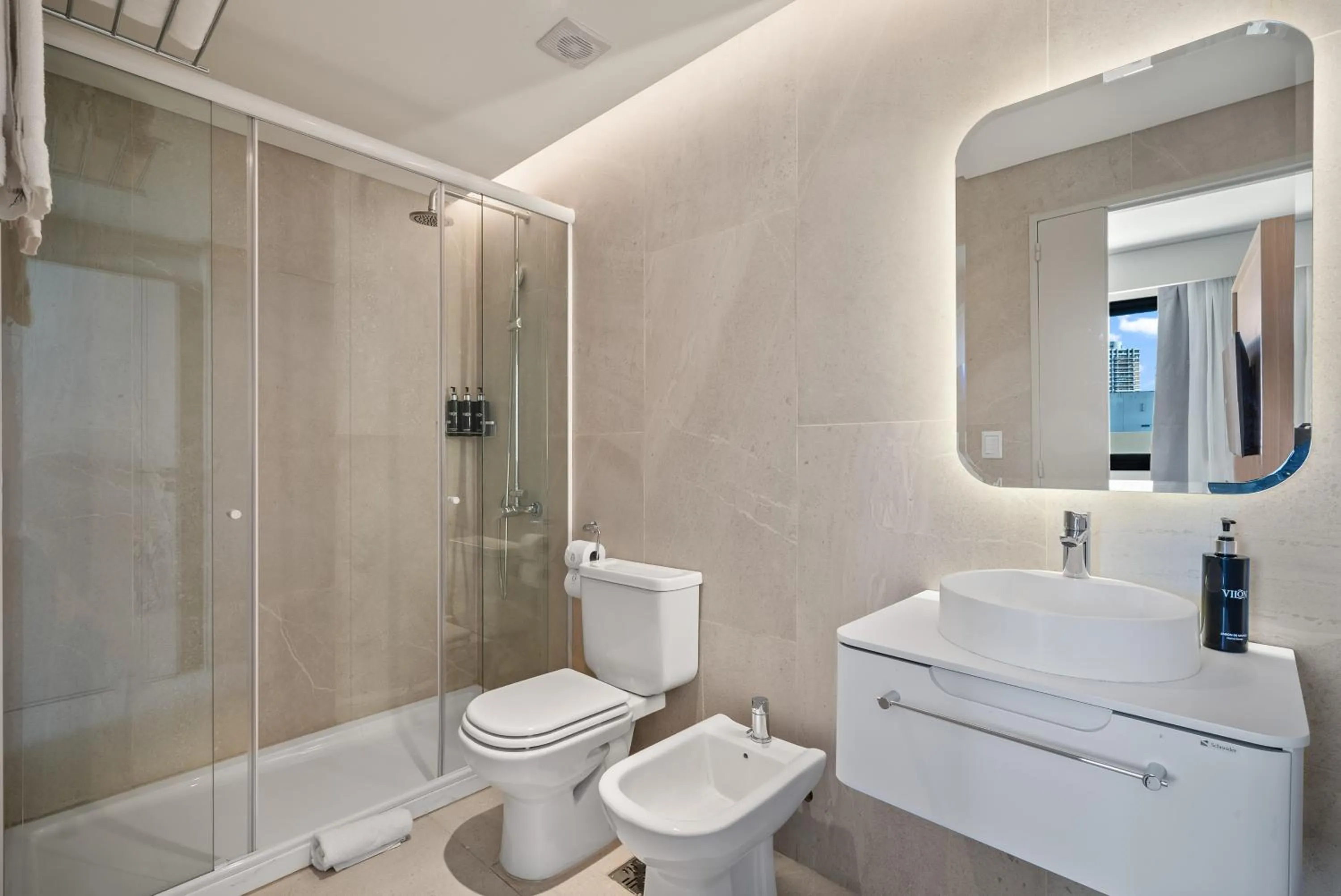 Bathroom in Vilon Recoleta Hotel