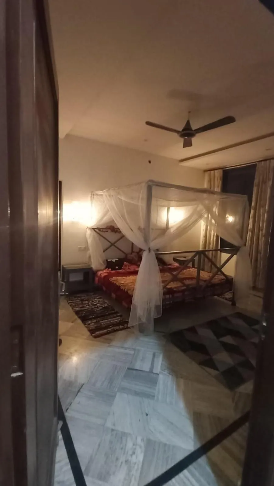 Bedroom, Bed in Backpackers Station