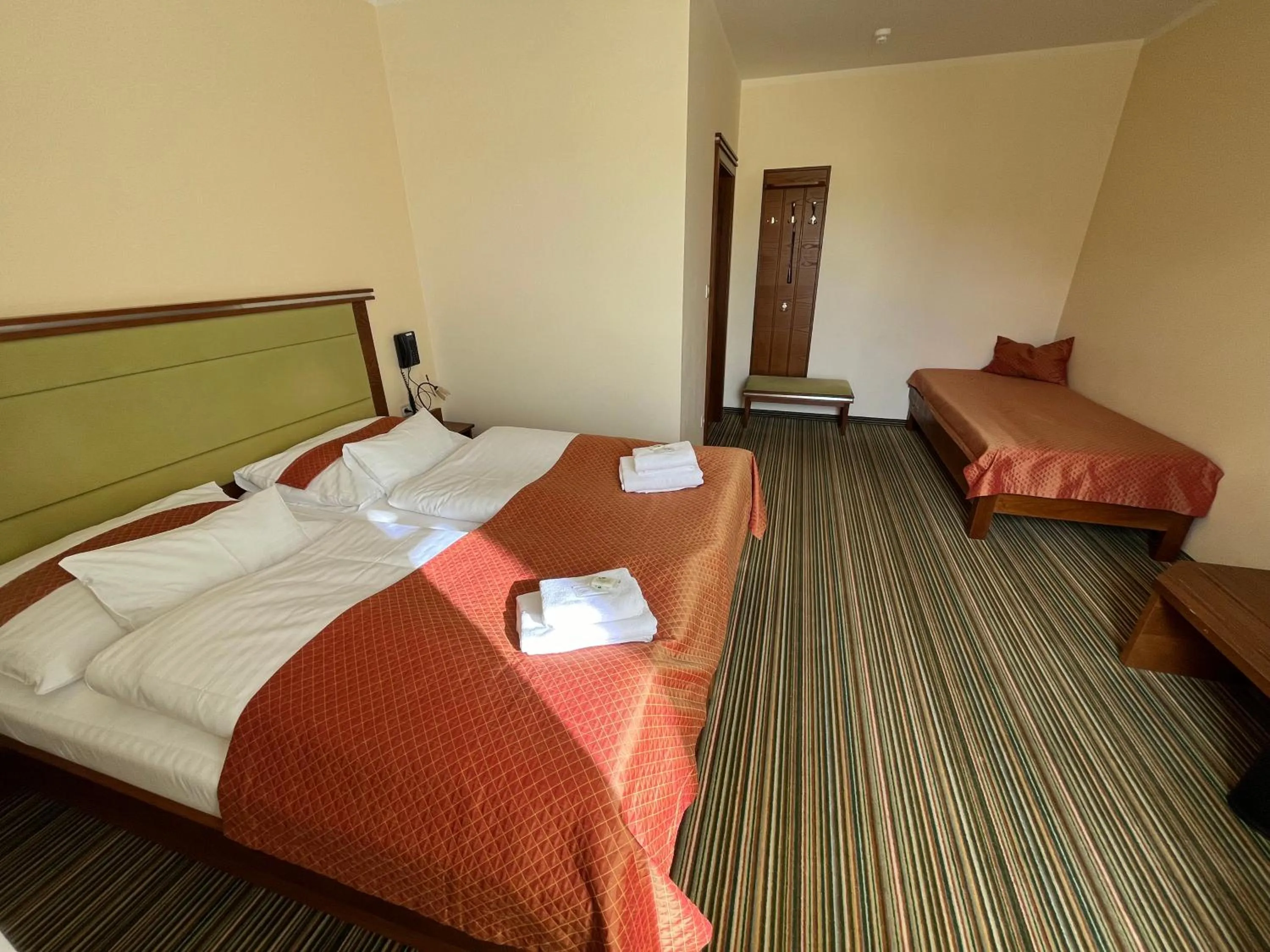 Photo of the whole room, Bed in Parkhotel Forest