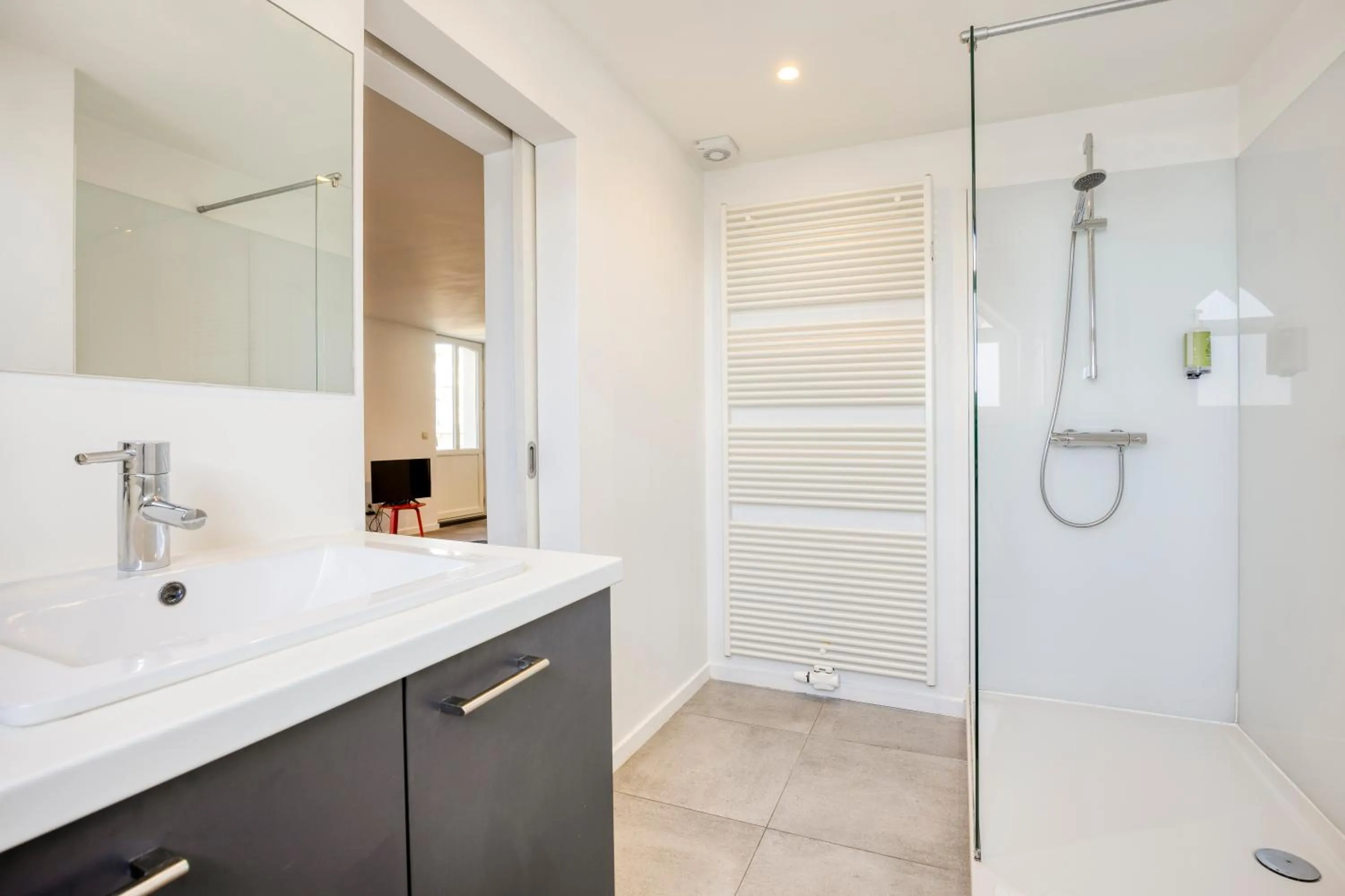 Shower in Smartflats - Meir Antwerp
