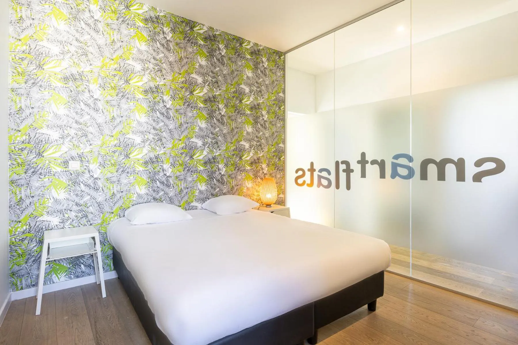 Bed in Smartflats - Meir Antwerp