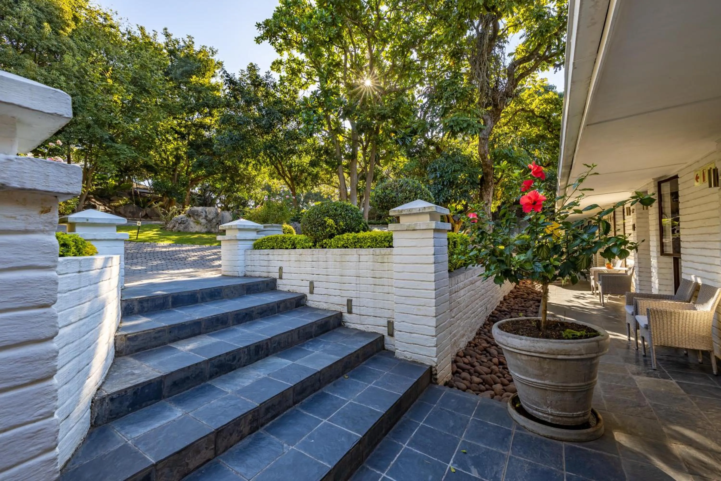 Property building in Sheppard Boutique Hotel