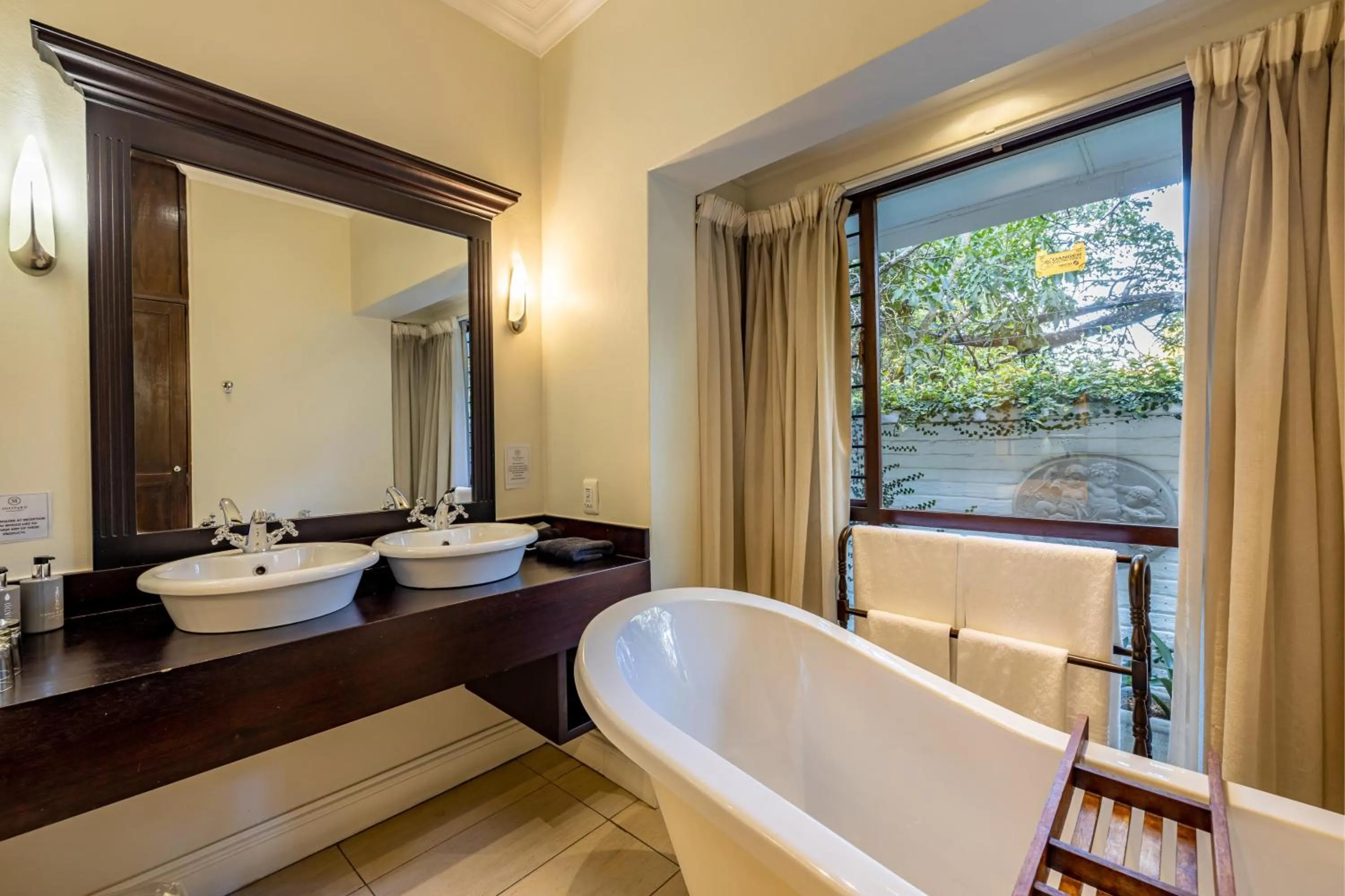 Bed in Sheppard Boutique Hotel