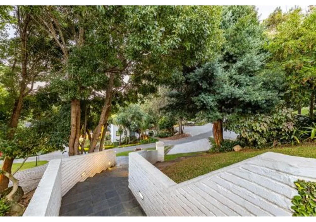 Property building in Sheppard Boutique Hotel