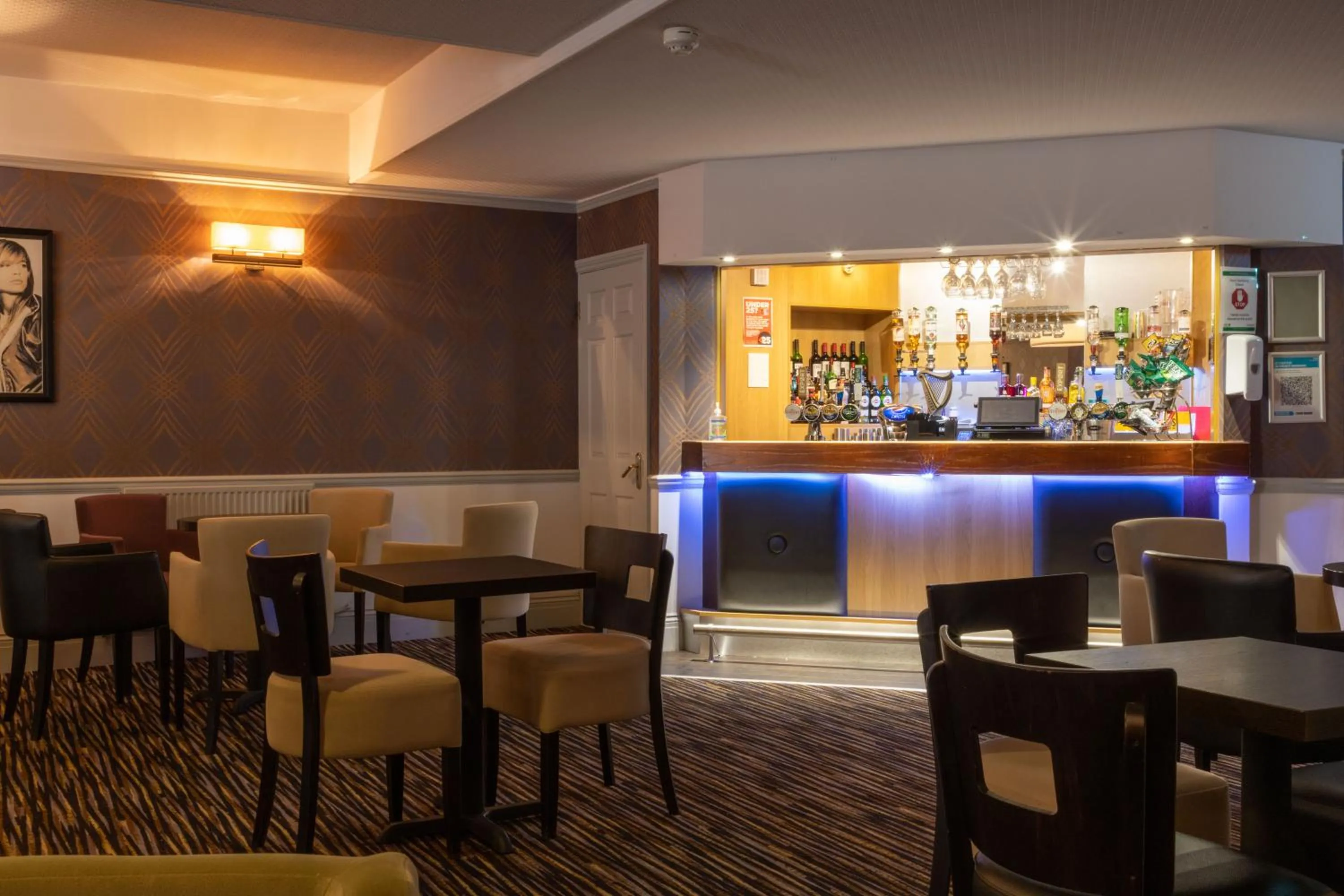 Lounge or bar in The Esplanade Hotel by Compass Hospitality