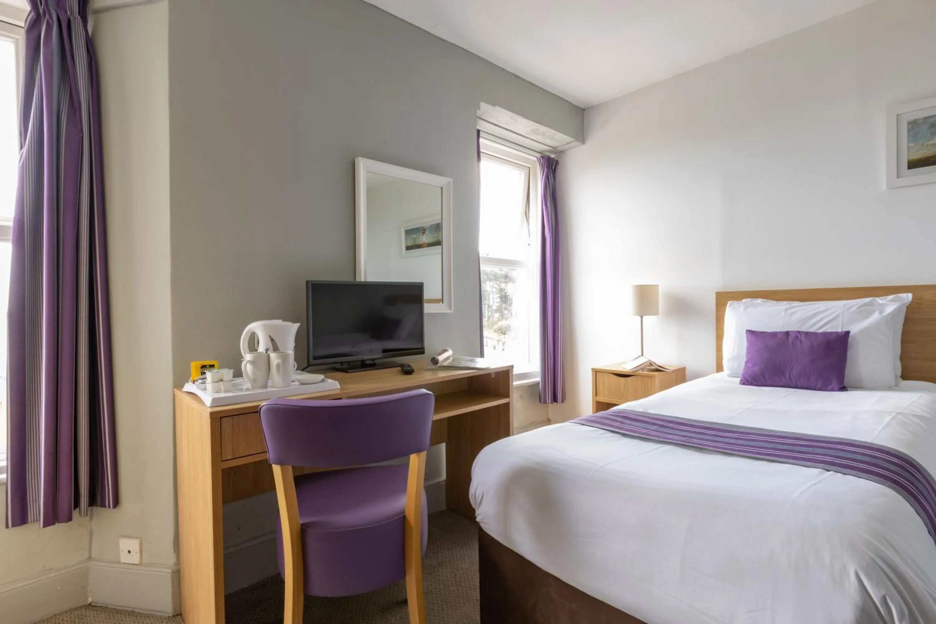 Coffee/tea facilities, Bed in The Esplanade Hotel by Compass Hospitality