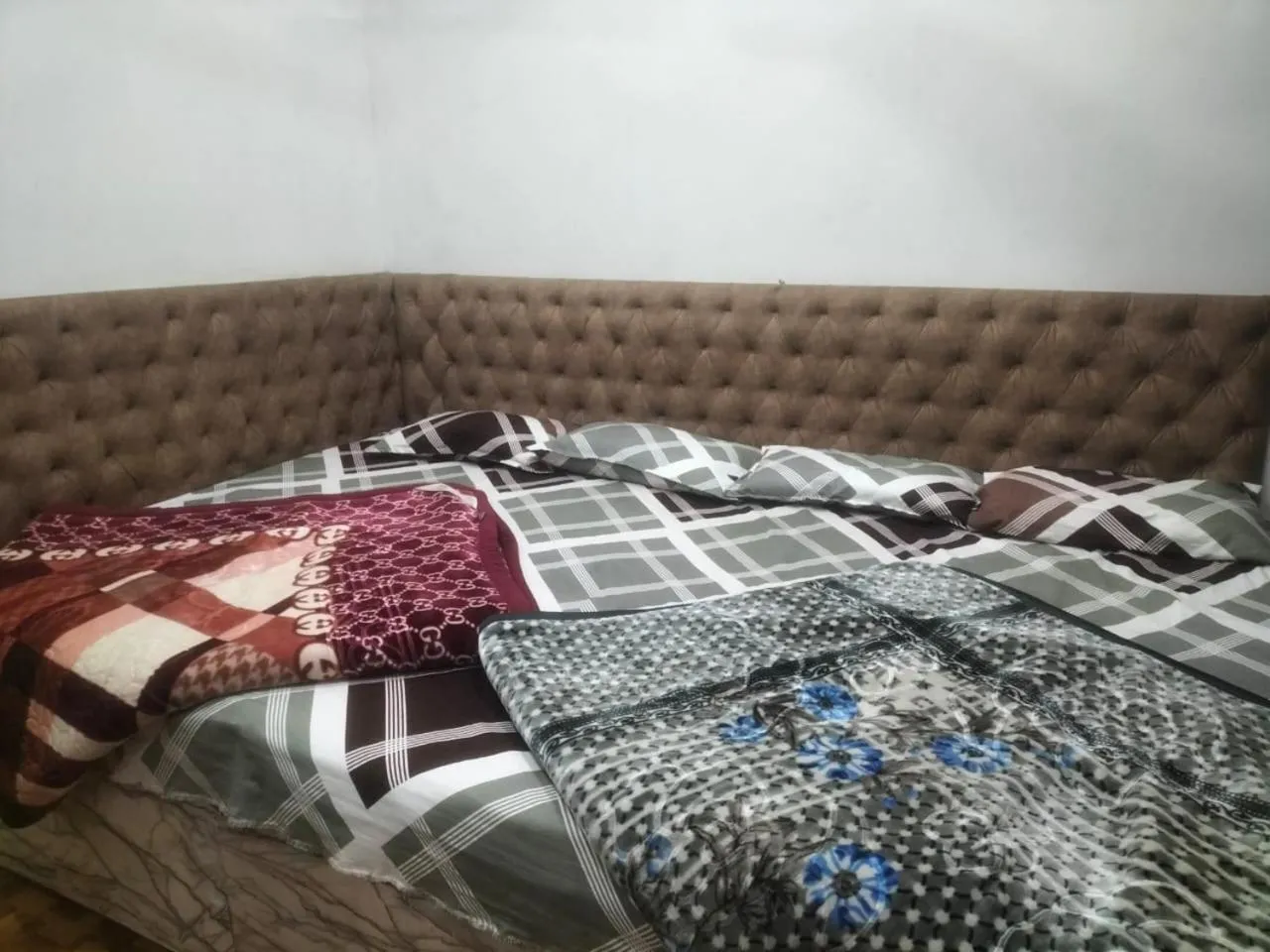 Bed in Shree Gopal Niketan