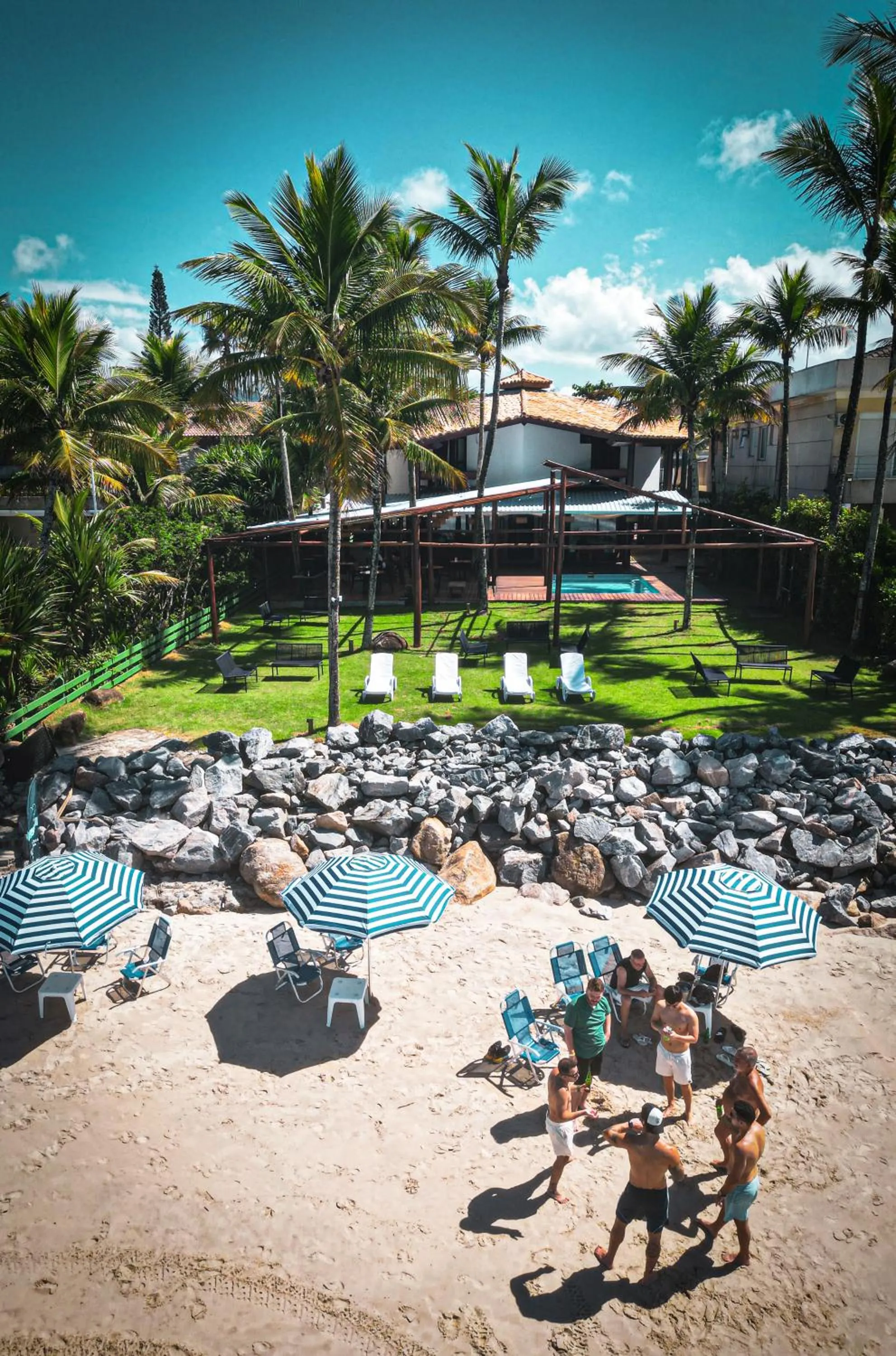 120 Hotel & Beach Club