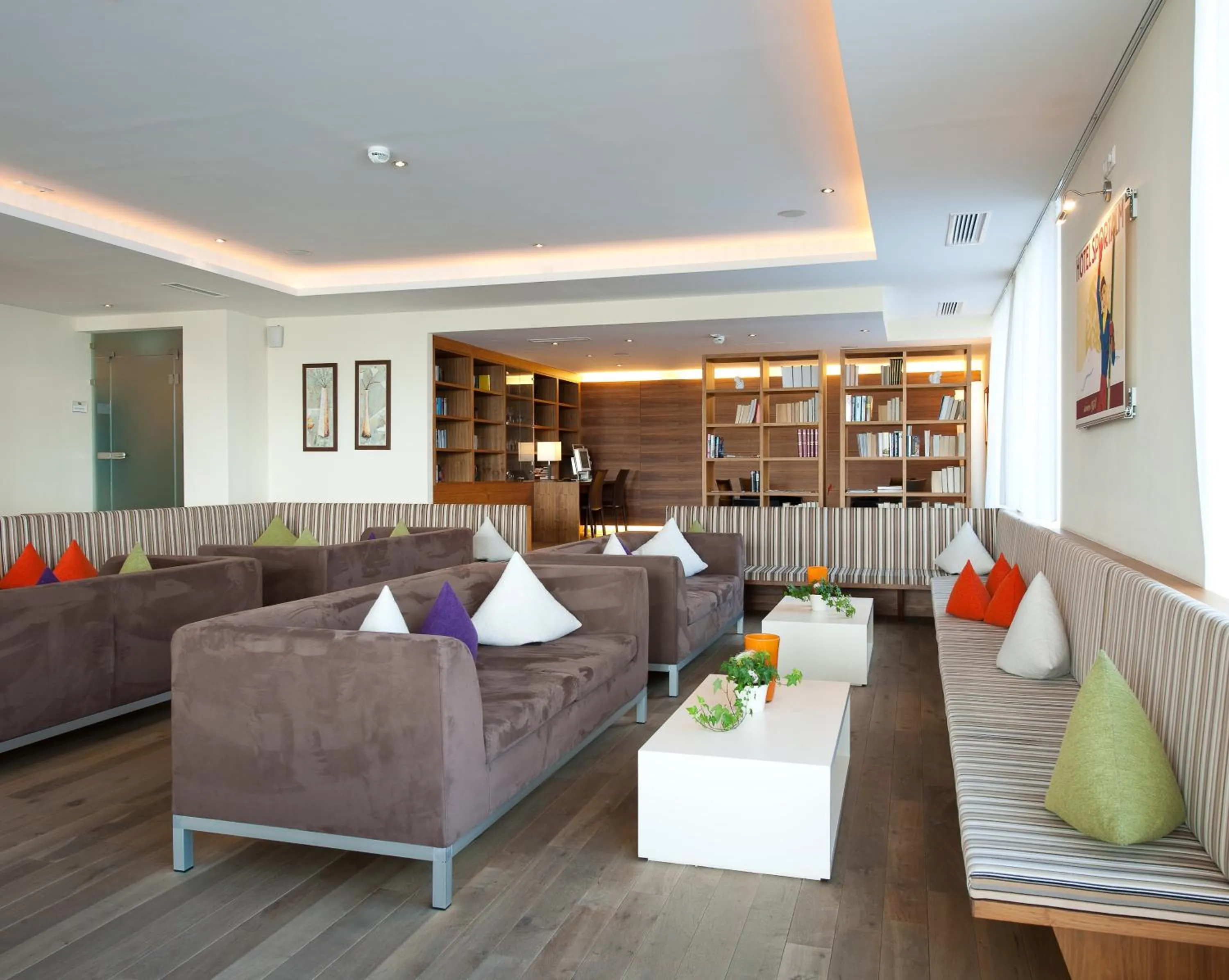 Lounge or bar in Hotel Sportalmmm, Hoch-Genuss