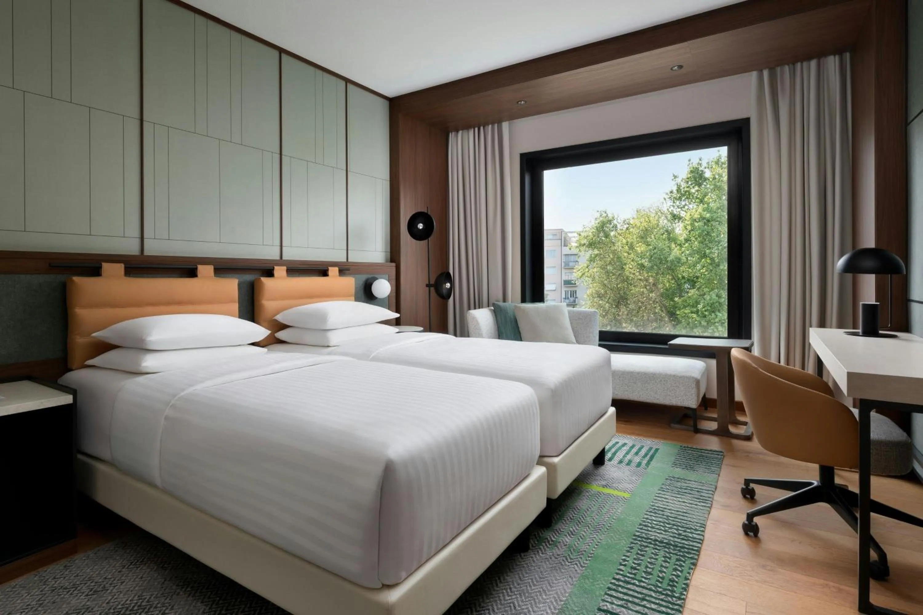 Photo of the whole room, Bed in Milan Marriott Hotel