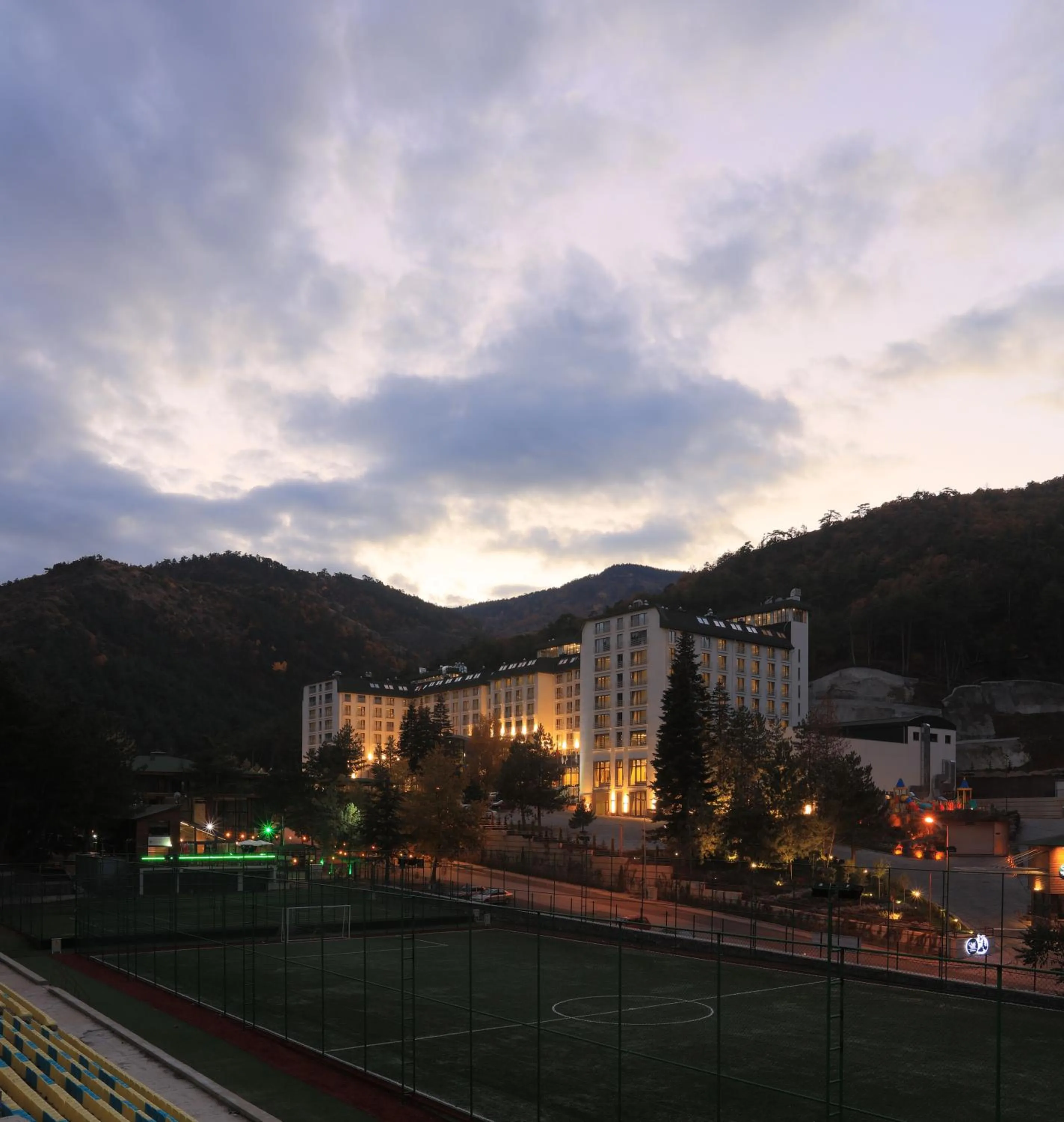 Night in Cam Thermal Resort Hotel & Spa