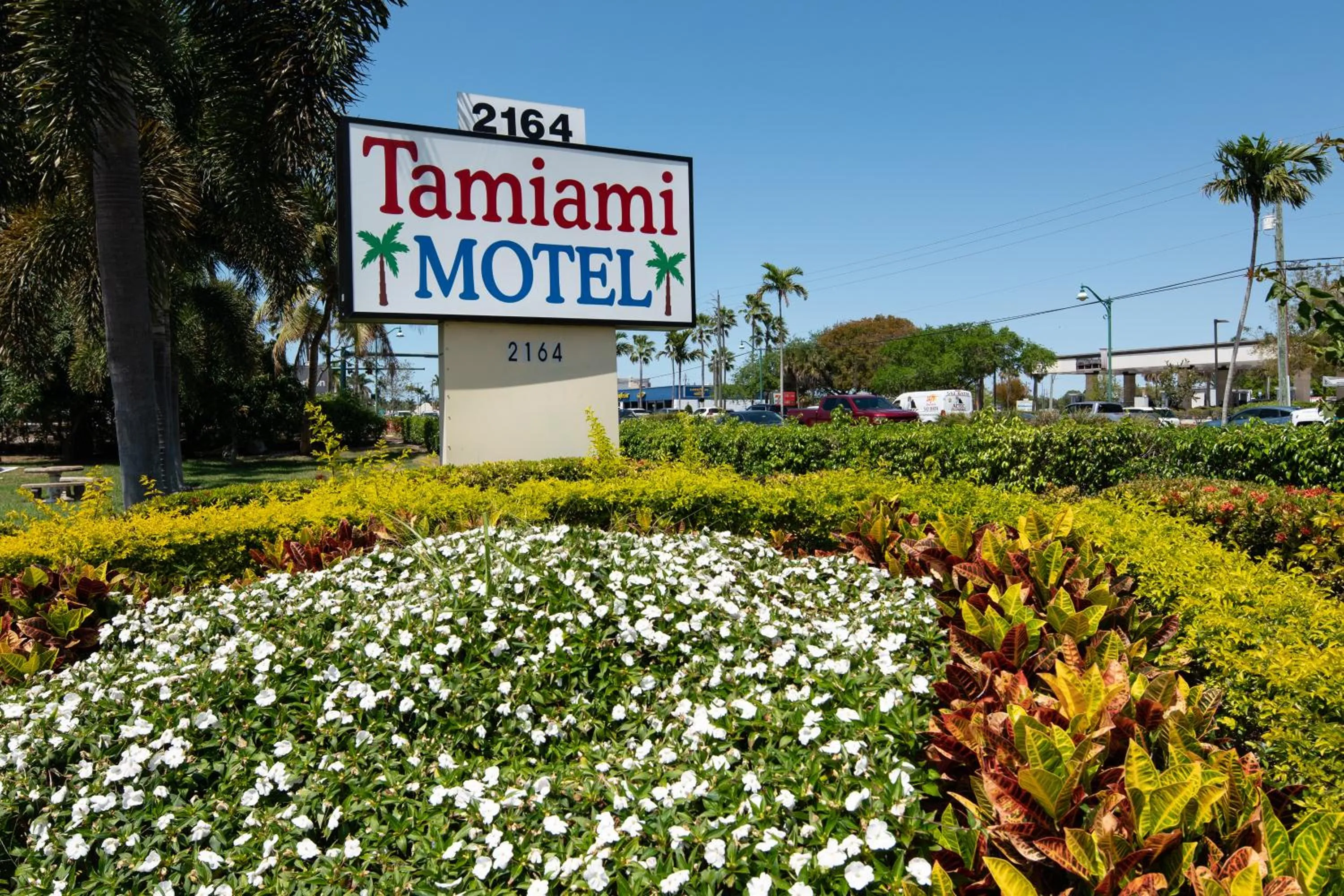 Property logo or sign in Tamiami Motel