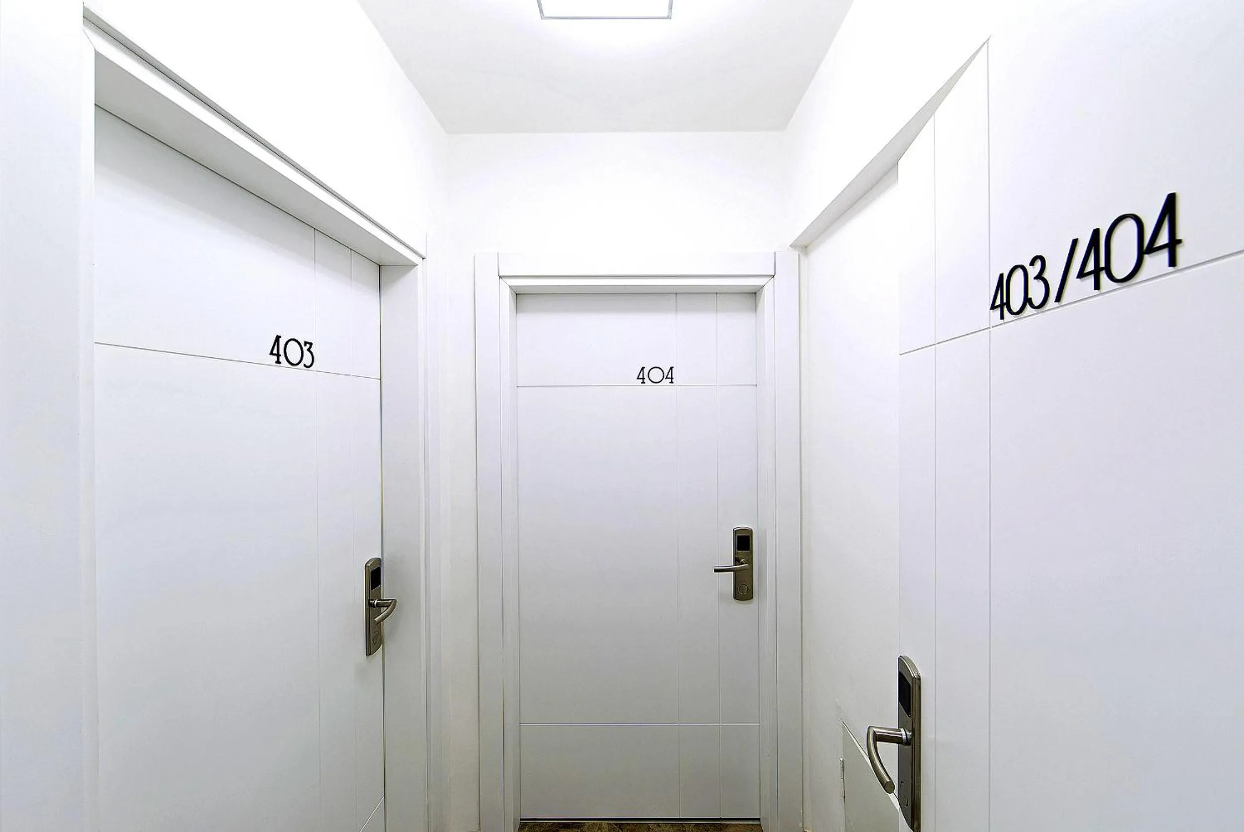 Bed in The Place Suit & Apartments