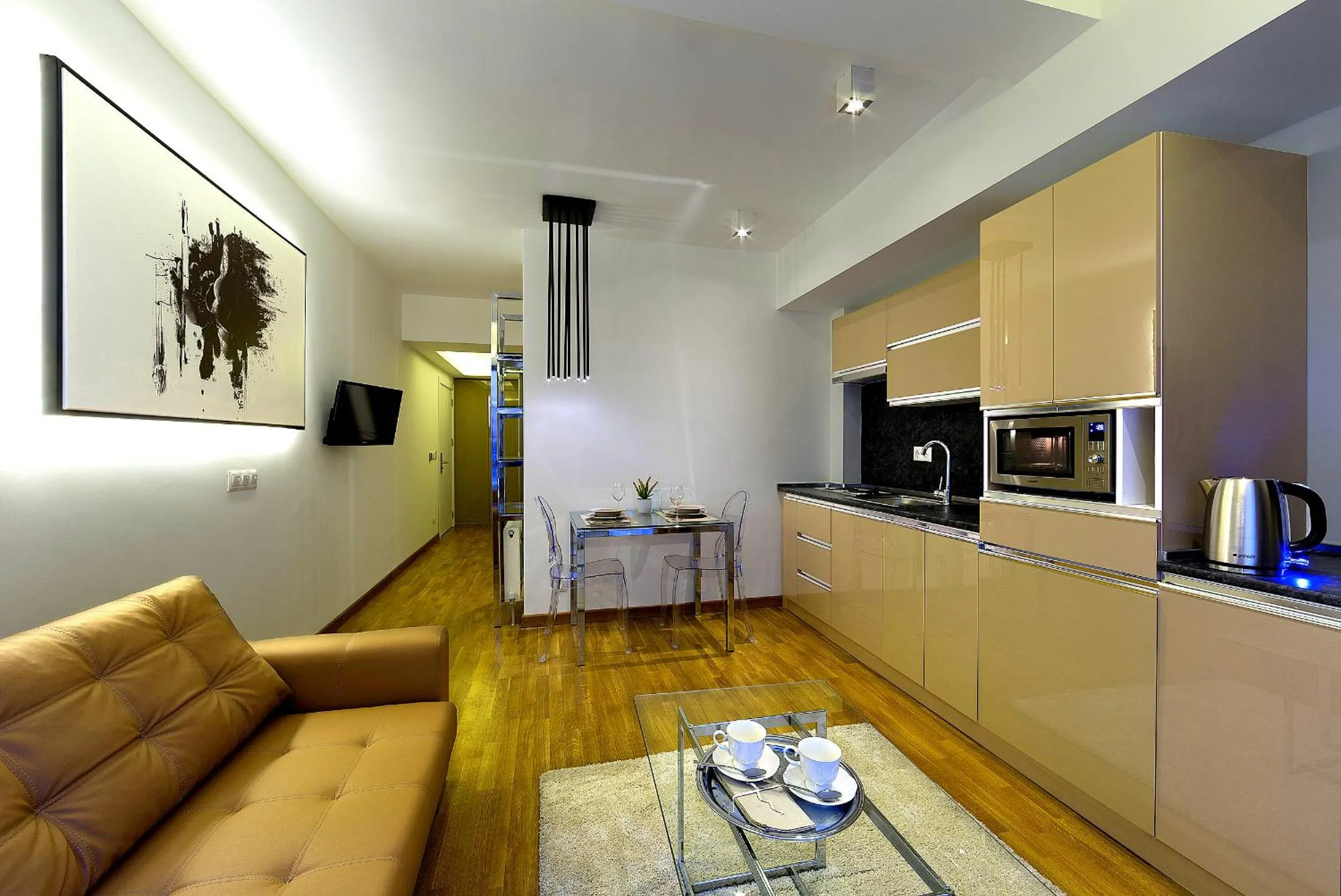 Coffee/tea facilities in The Place Suit & Apartments