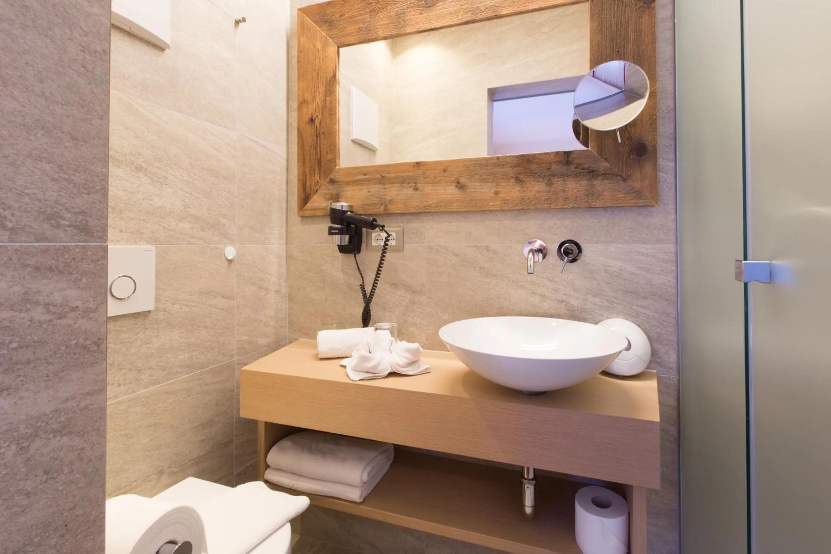 Bathroom in Örtlerhof