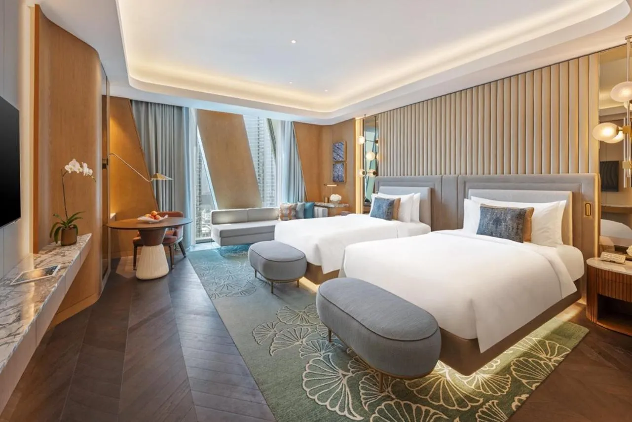 Bedroom, Bed in Mandarin Oriental Downtown, Dubai