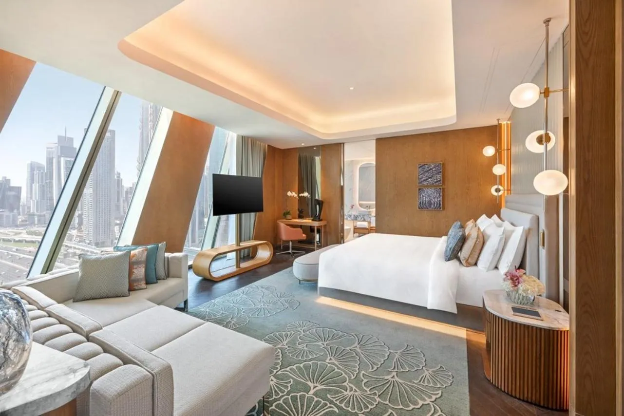 Bedroom, Bed in Mandarin Oriental Downtown, Dubai
