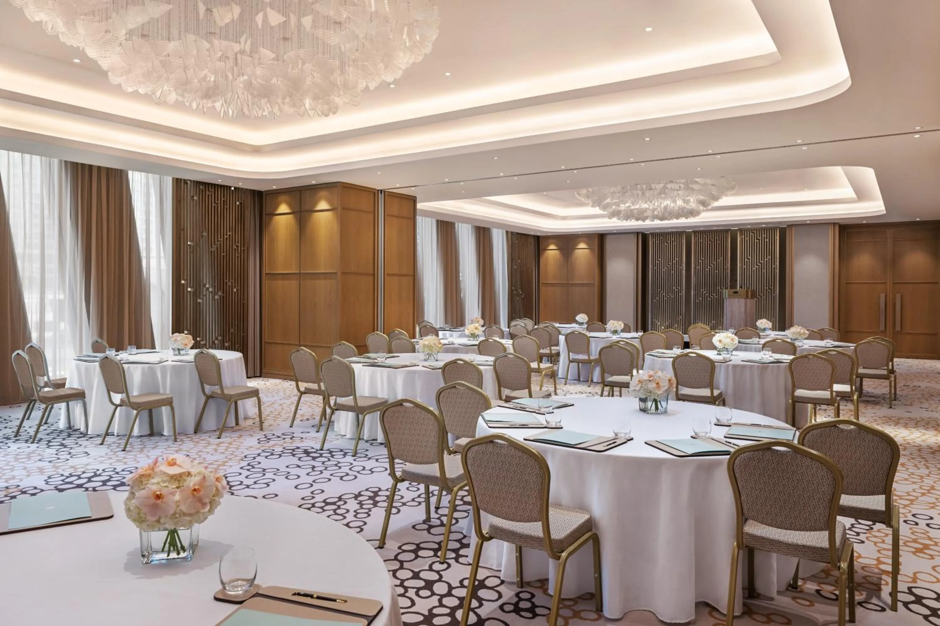 Meeting/conference room in Mandarin Oriental Downtown, Dubai