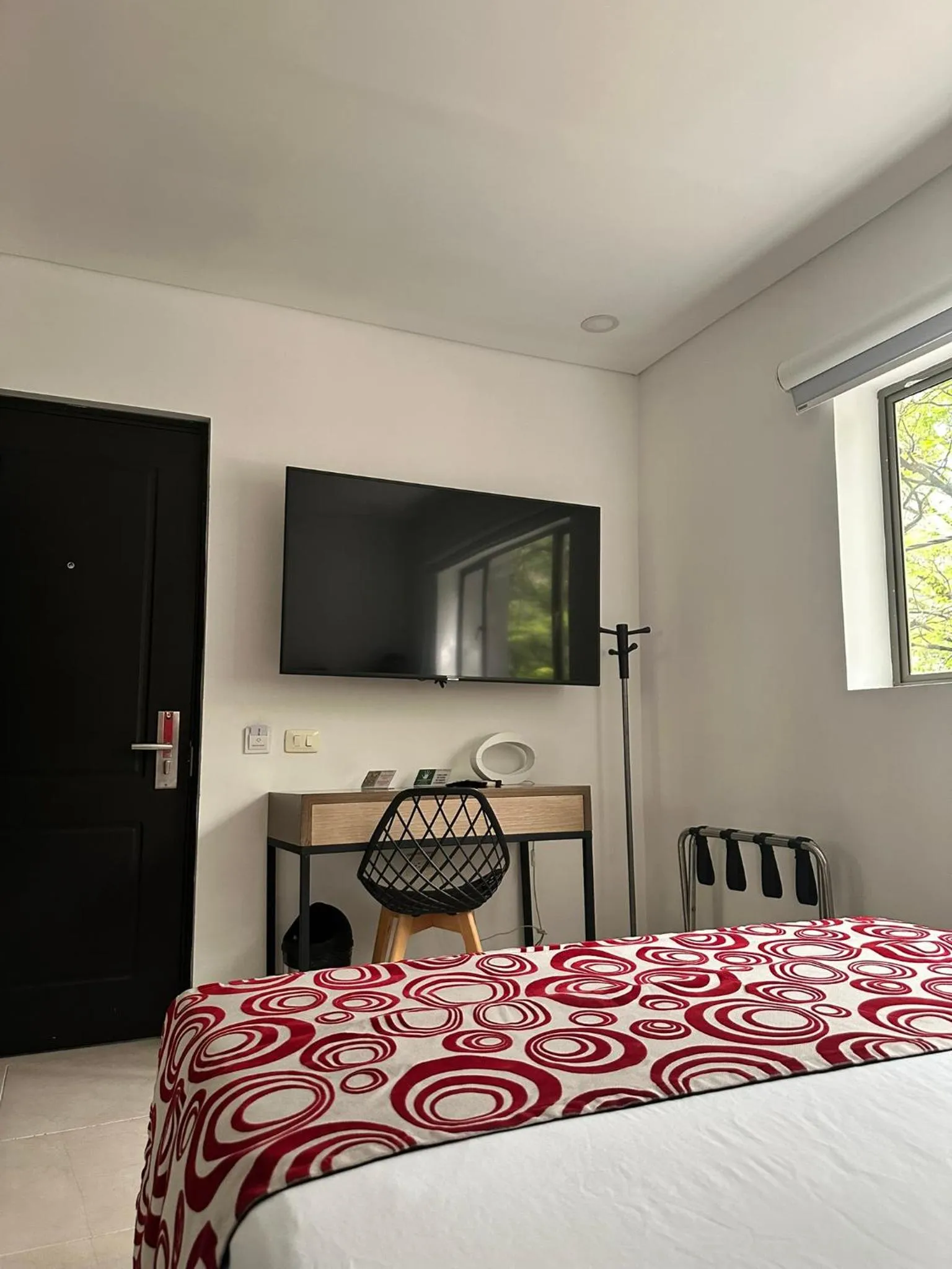 Photo of the whole room, Bed in Hotel Merlott Lleras