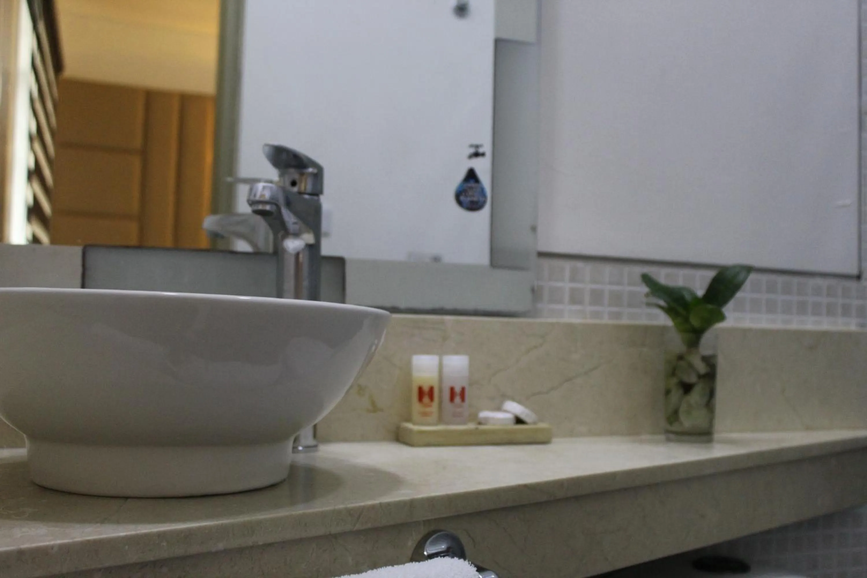 Bathroom in Hotel Merlott Lleras