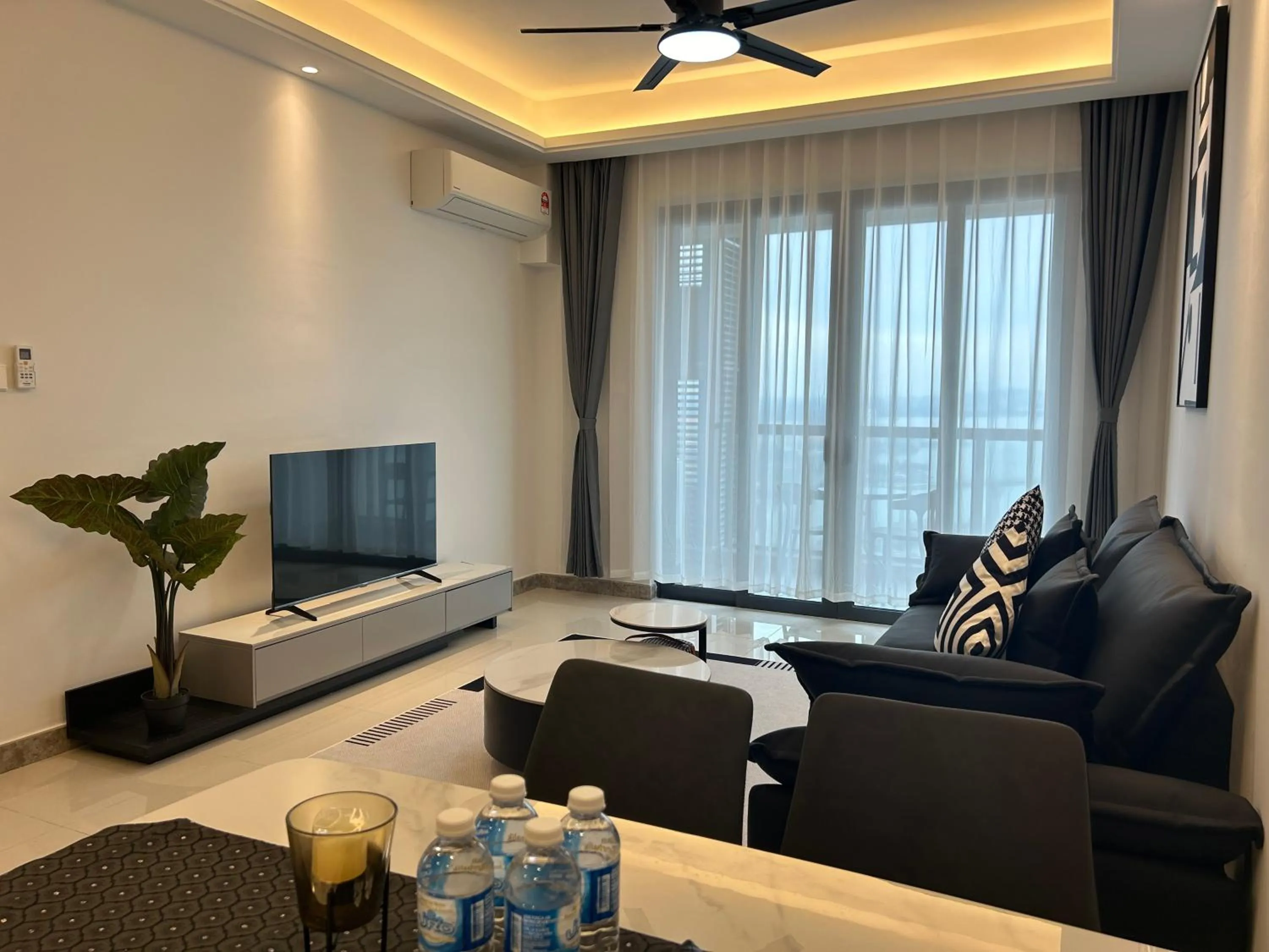 R&F Princess Cove Cozy&Boutique Homestay By Wan Li Property Management