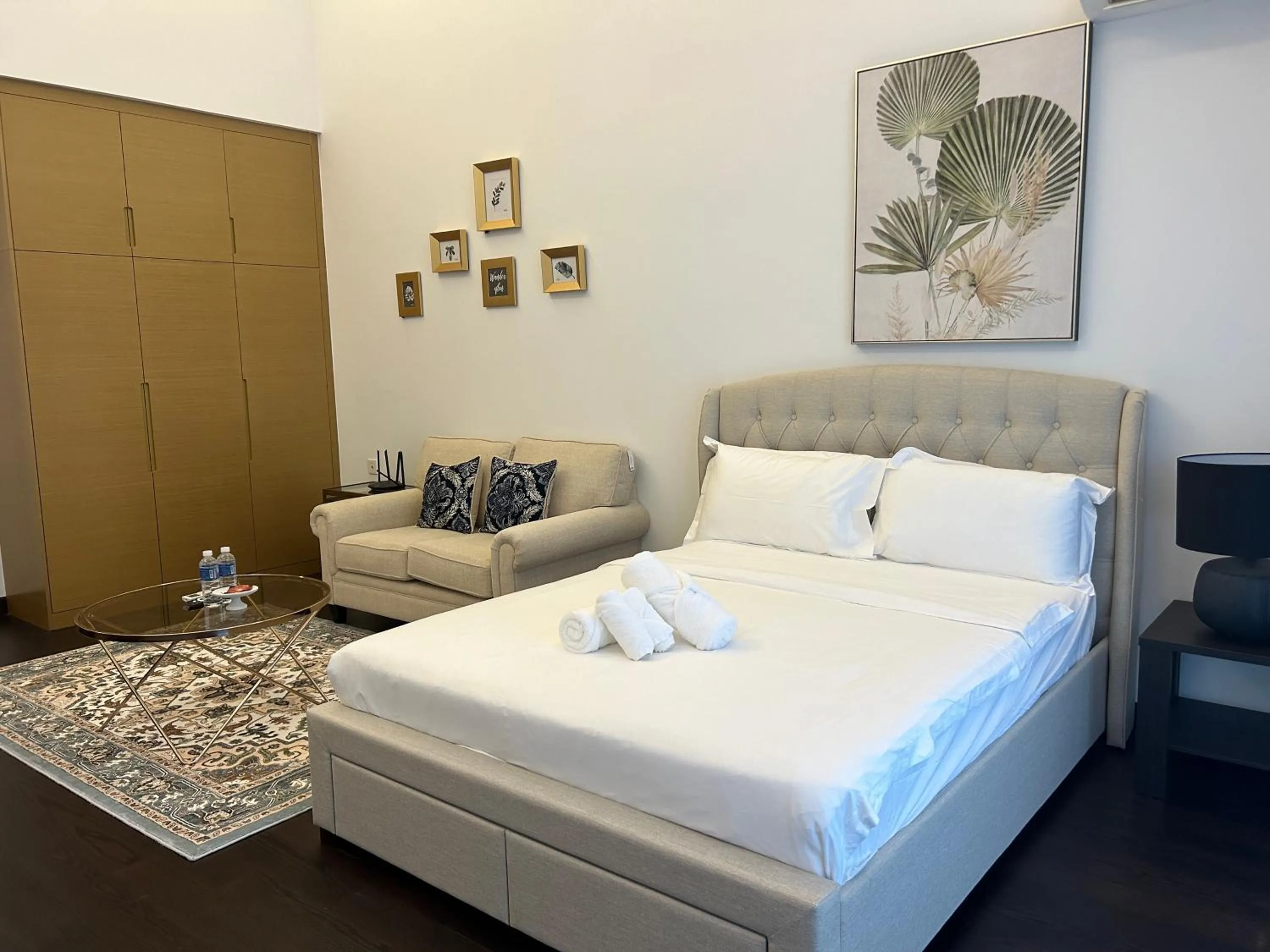 Bed in R&F Princess Cove Cozy&Boutique Homestay By Wan Li Property Management