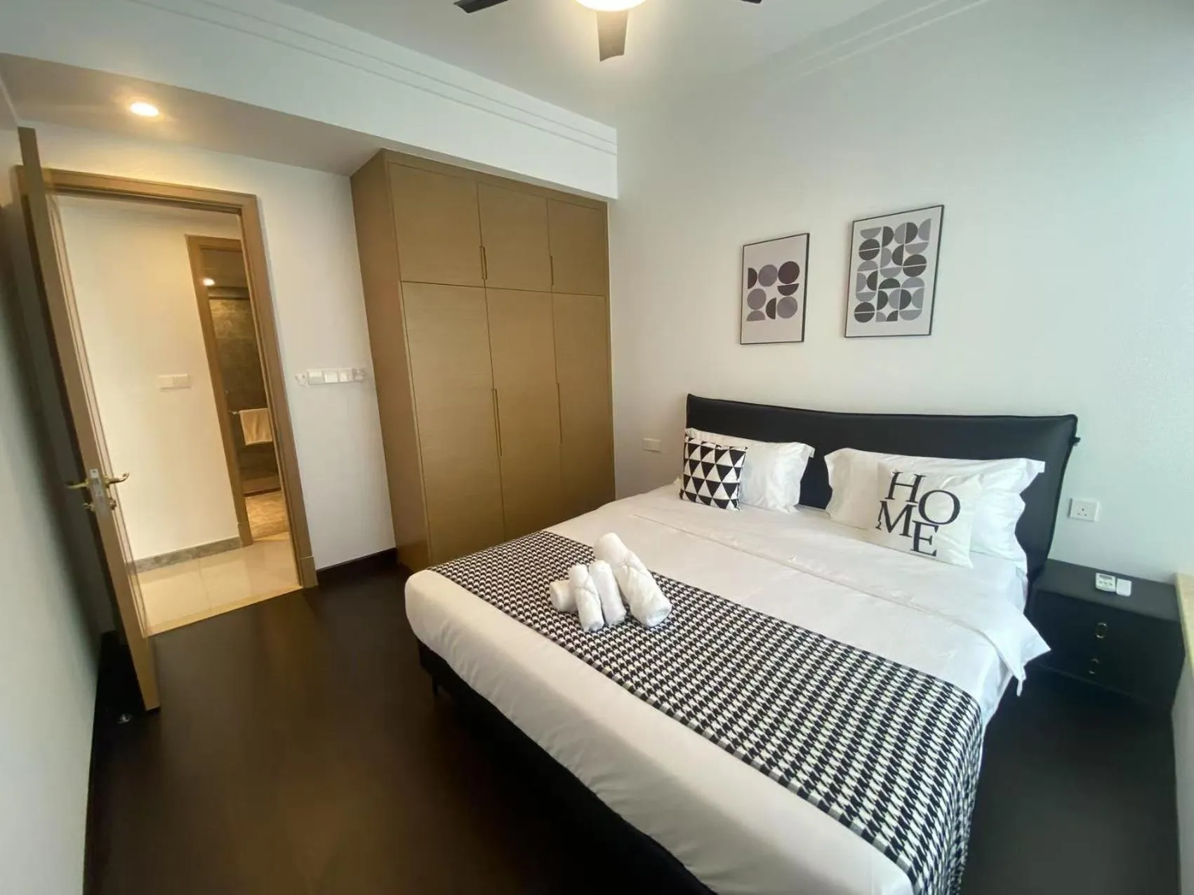 Bed in R&F Princess Cove Cozy&Boutique Homestay By Wan Li Property Management
