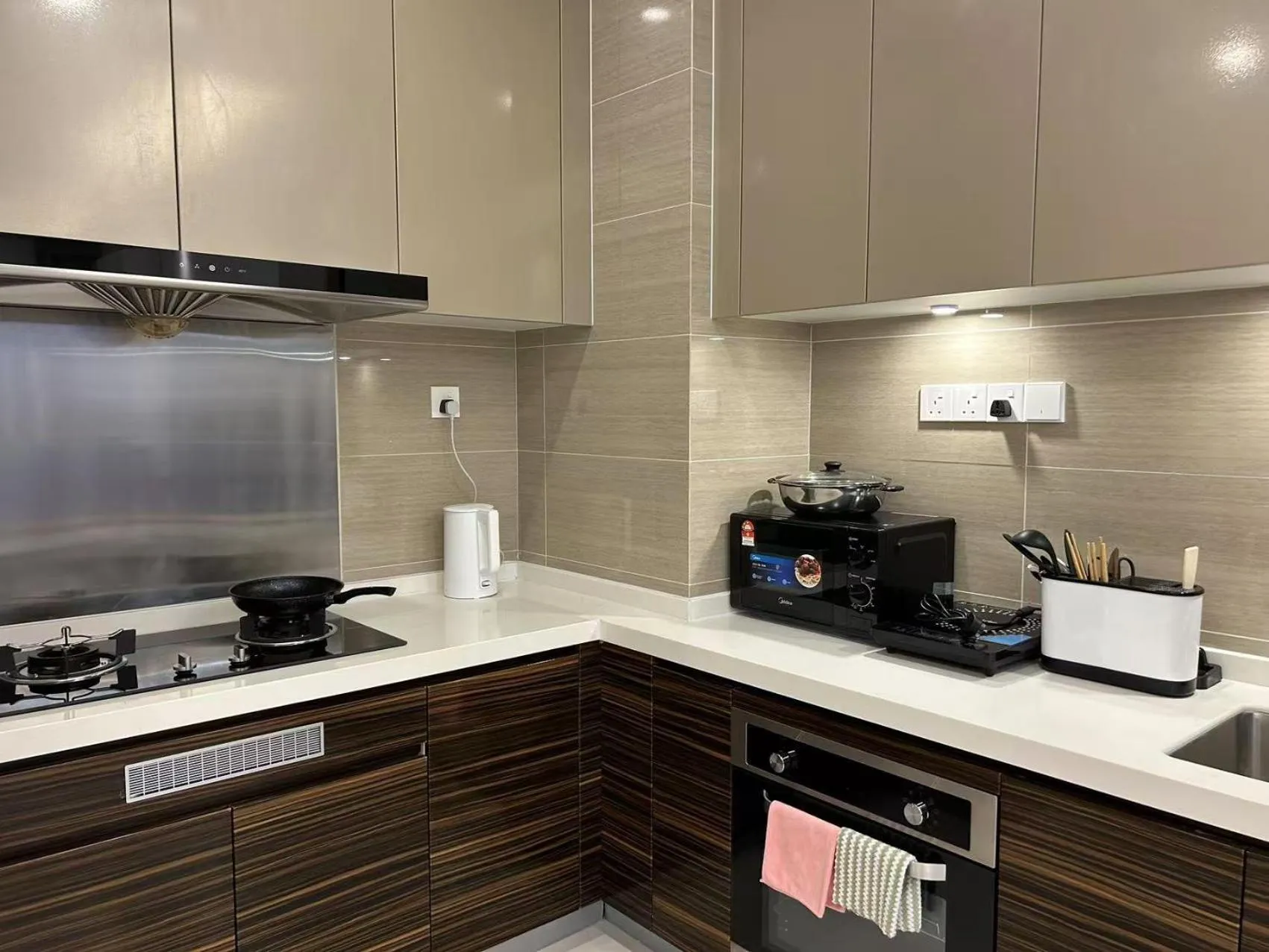 R&F Princess Cove Cozy&Boutique Homestay By Wan Li Property Management