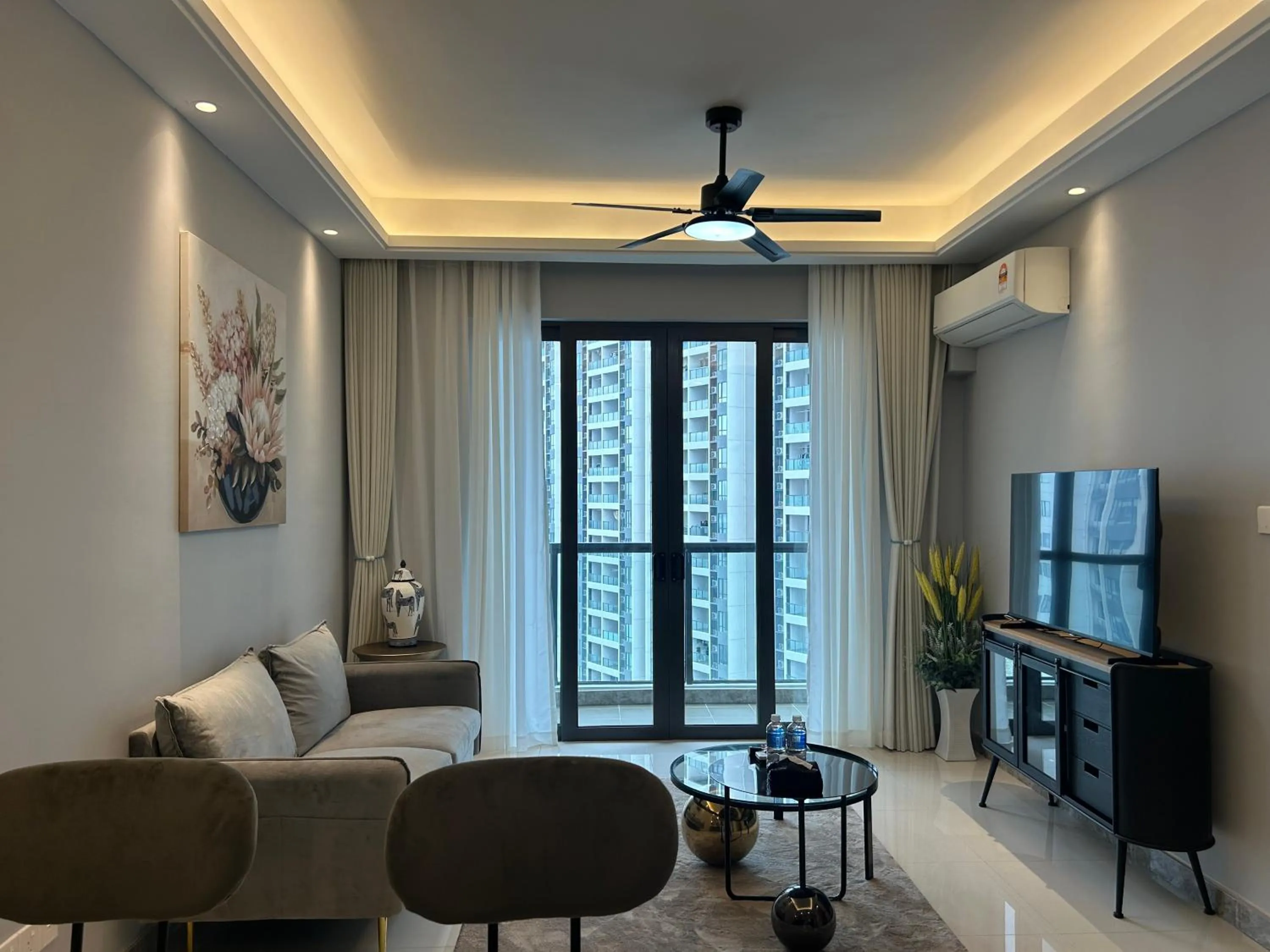 R&F Princess Cove Cozy&Boutique Homestay By Wan Li Property Management