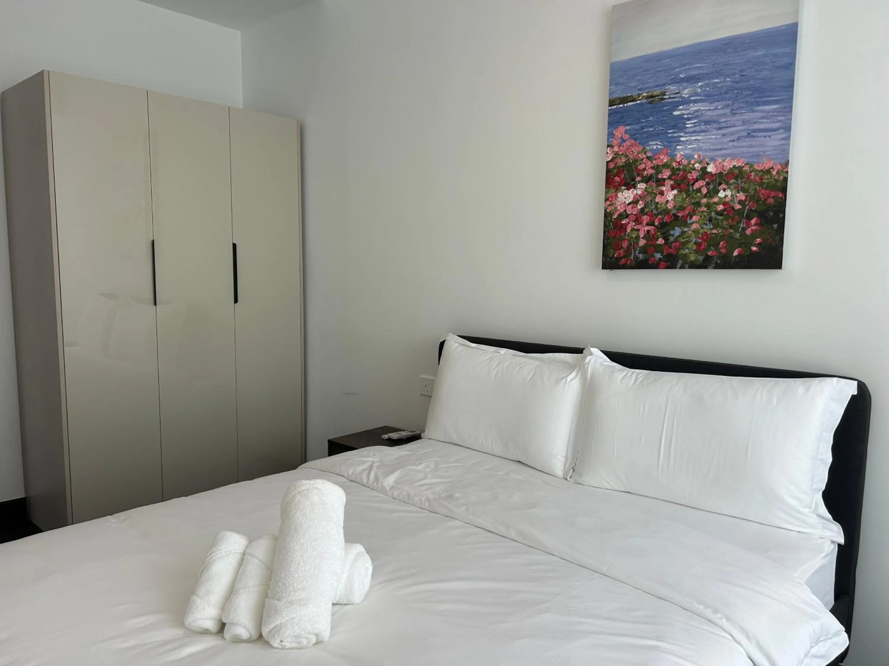 Bed in R&F Princess Cove Cozy&Boutique Homestay By Wan Li Property Management