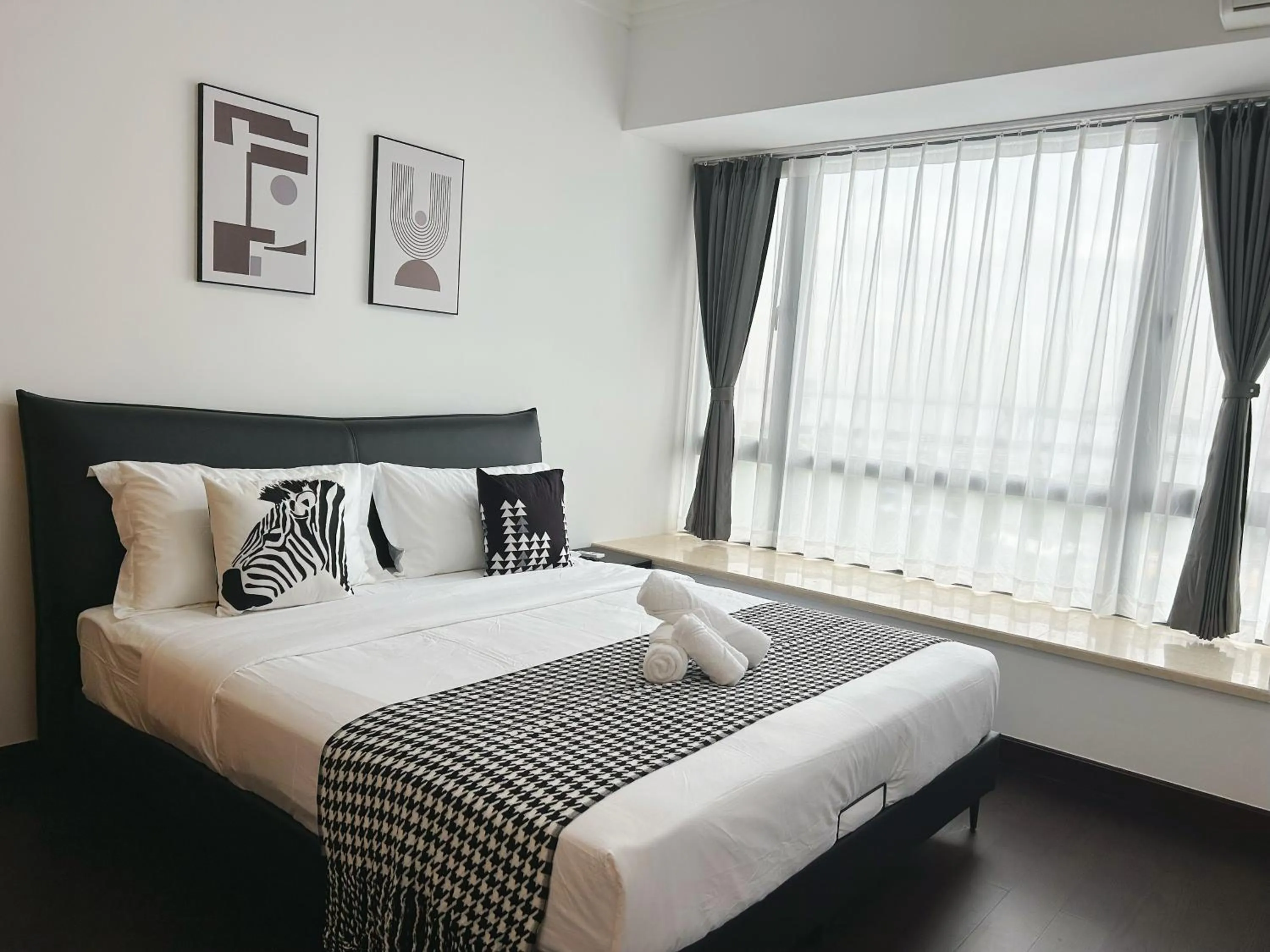 Bed in R&F Princess Cove Cozy&Boutique Homestay By Wan Li Property Management
