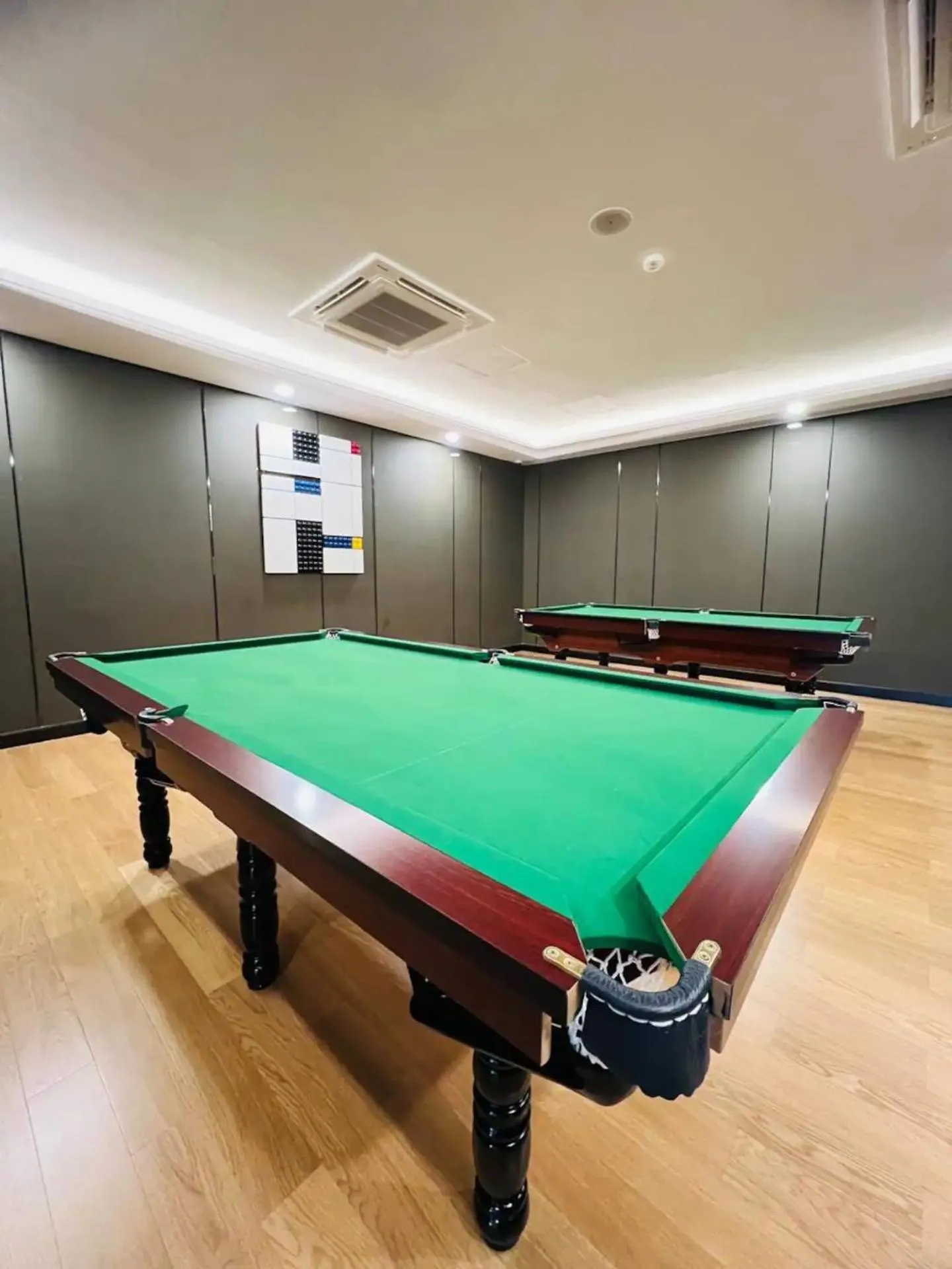 Billiard in R&F Princess Cove Cozy&Boutique Homestay By Wan Li Property Management
