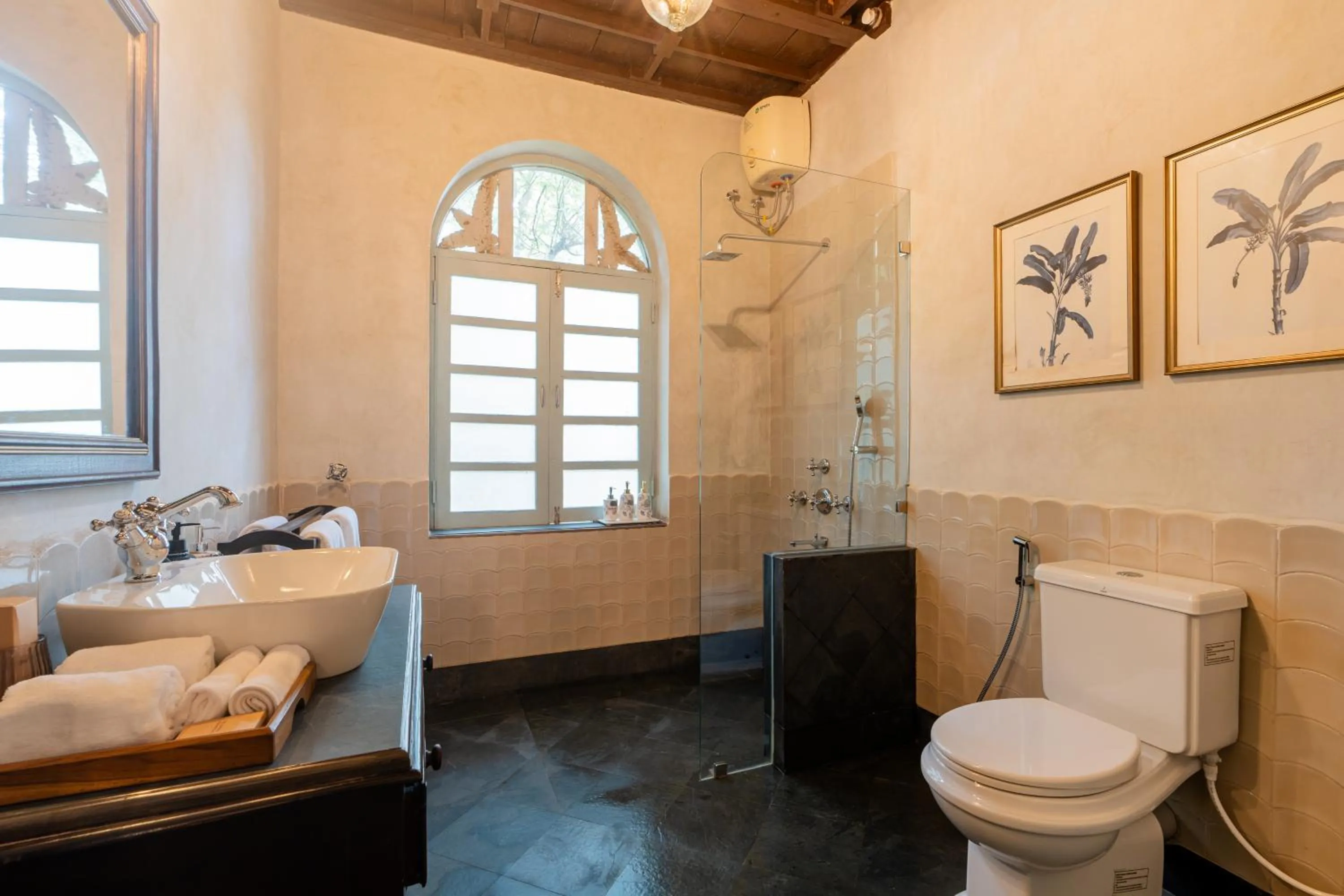 Shower in Mansao Curtorim - A CGH Earth SAHA Experience