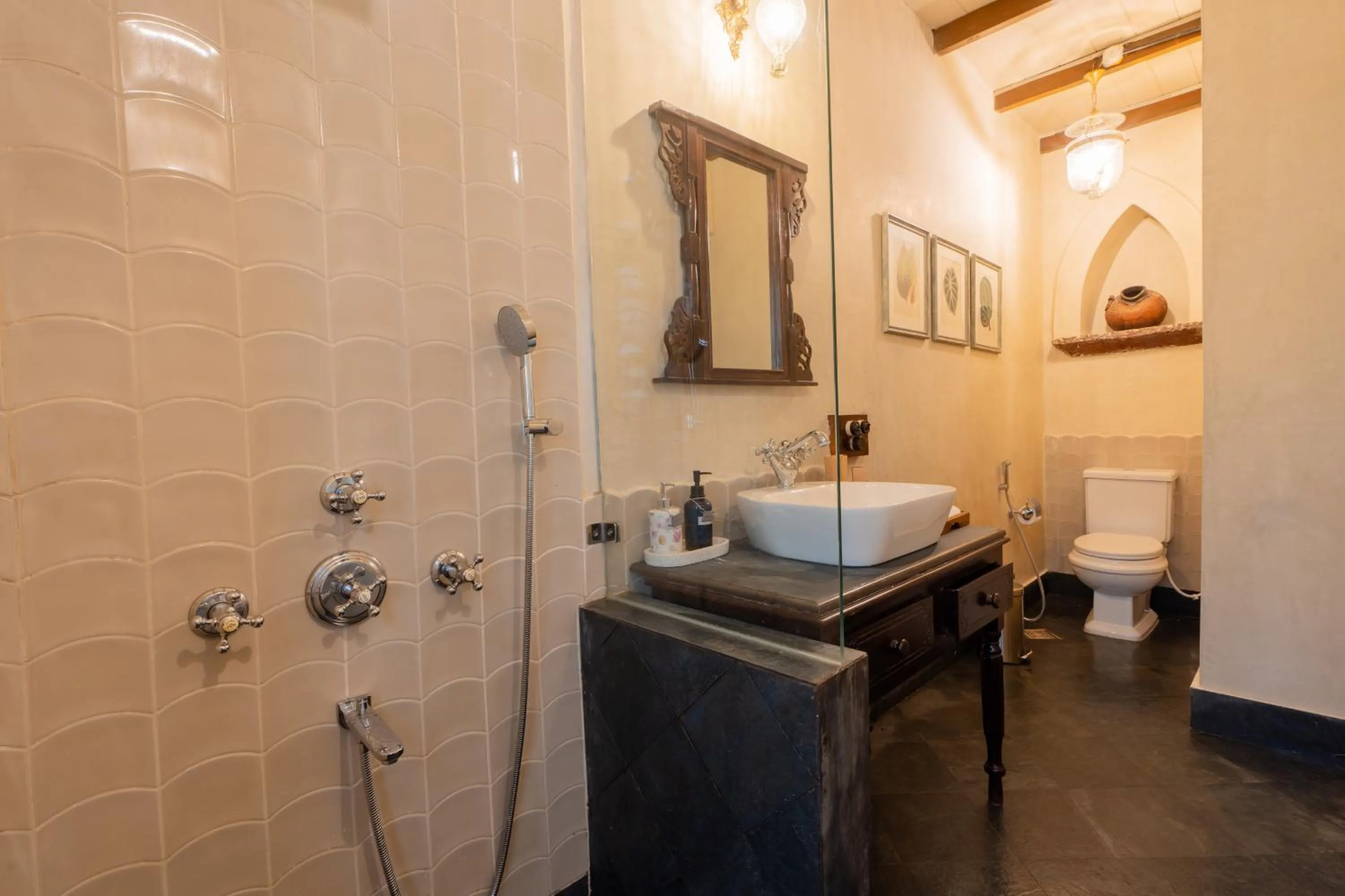 Shower in Mansao Curtorim - A CGH Earth SAHA Experience