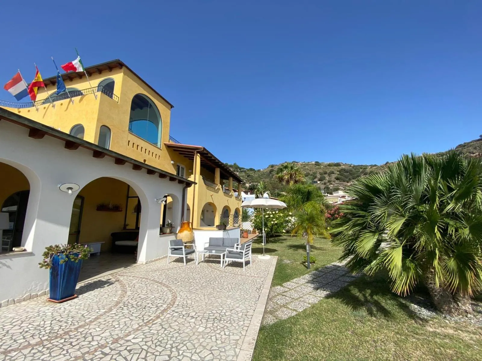 Property building in Hotel Bougainville