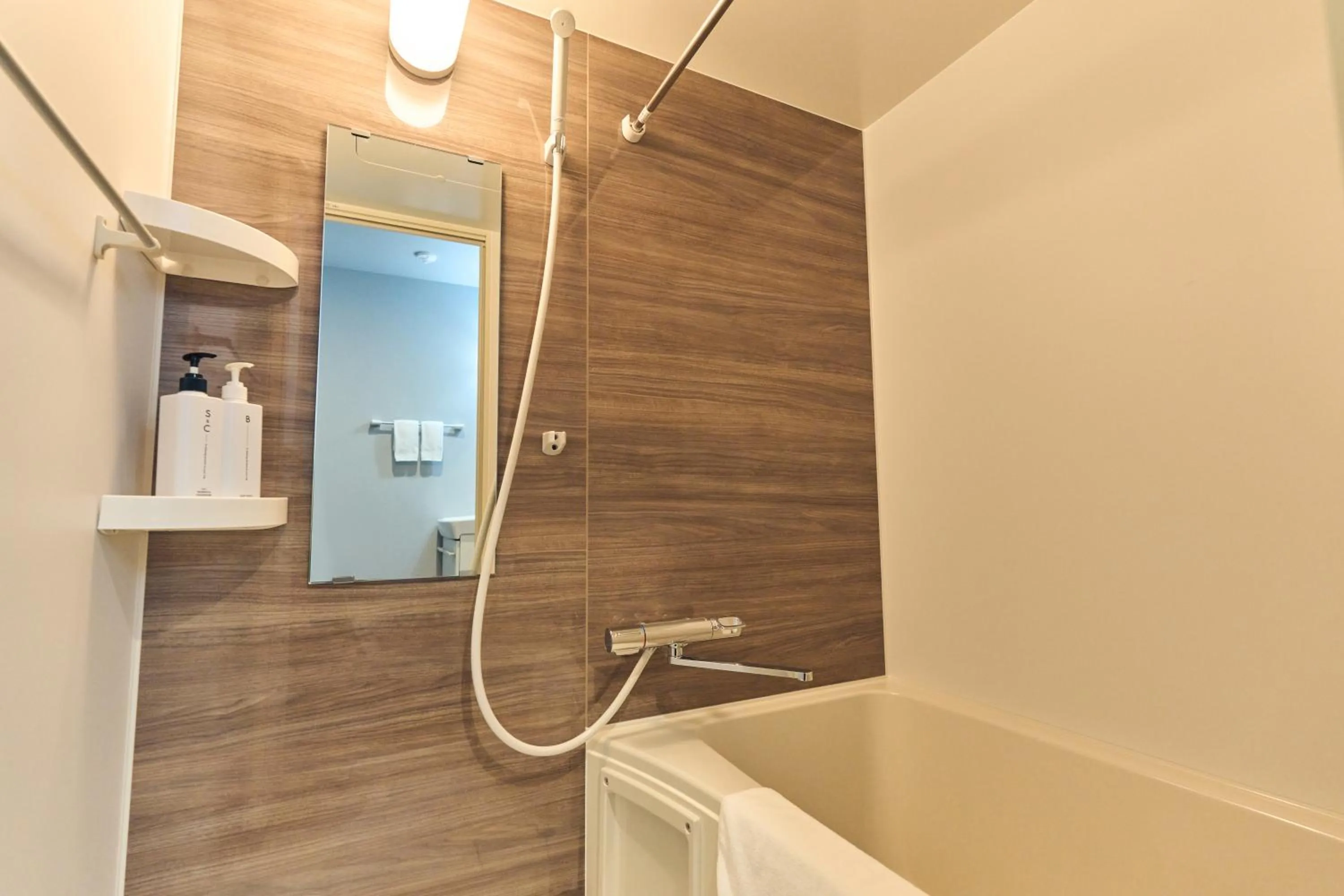 Shower in Vacation Rental Hotel TENMONKAN