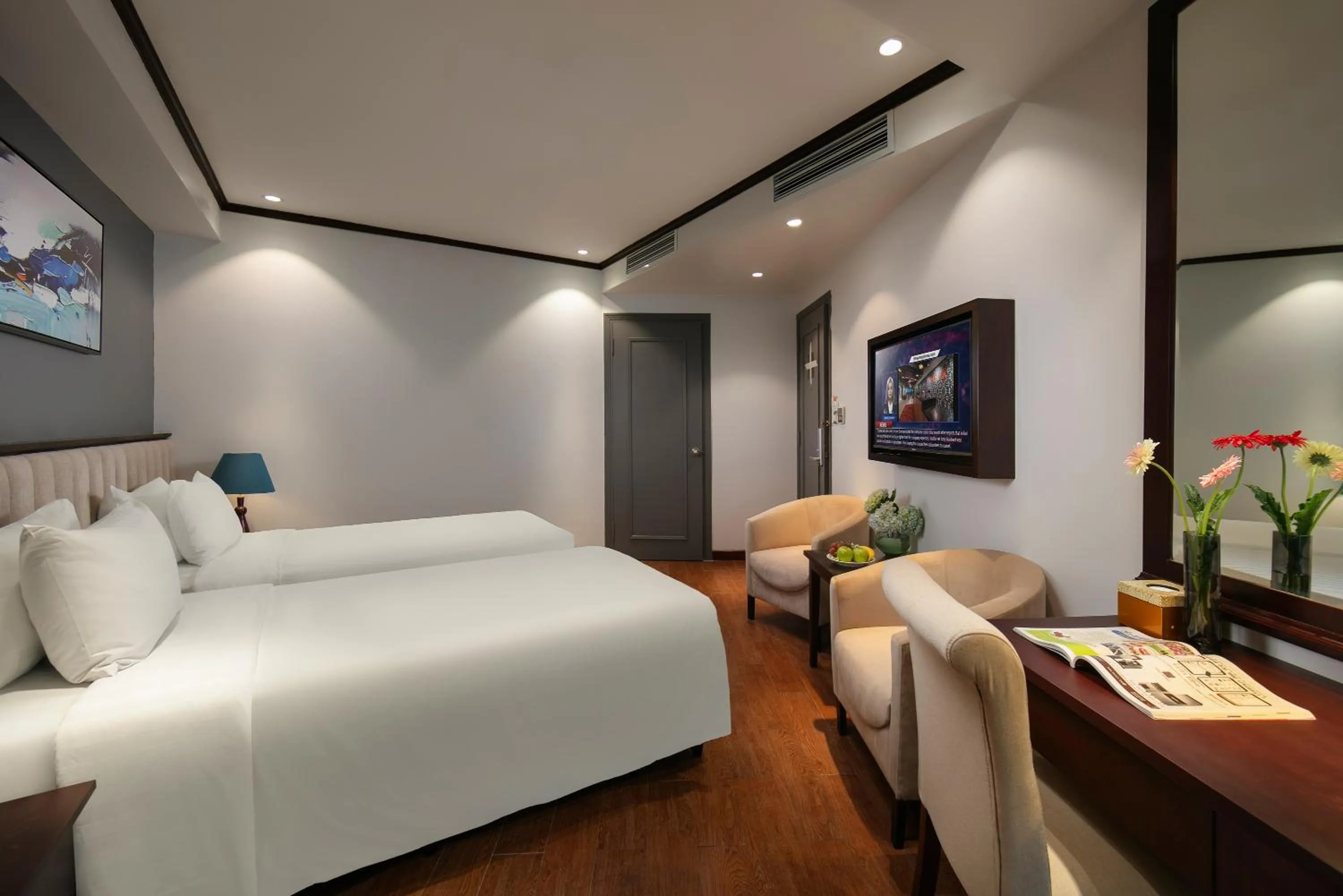 Bedroom, Bed in MAY DE VILLE Corner Hotel