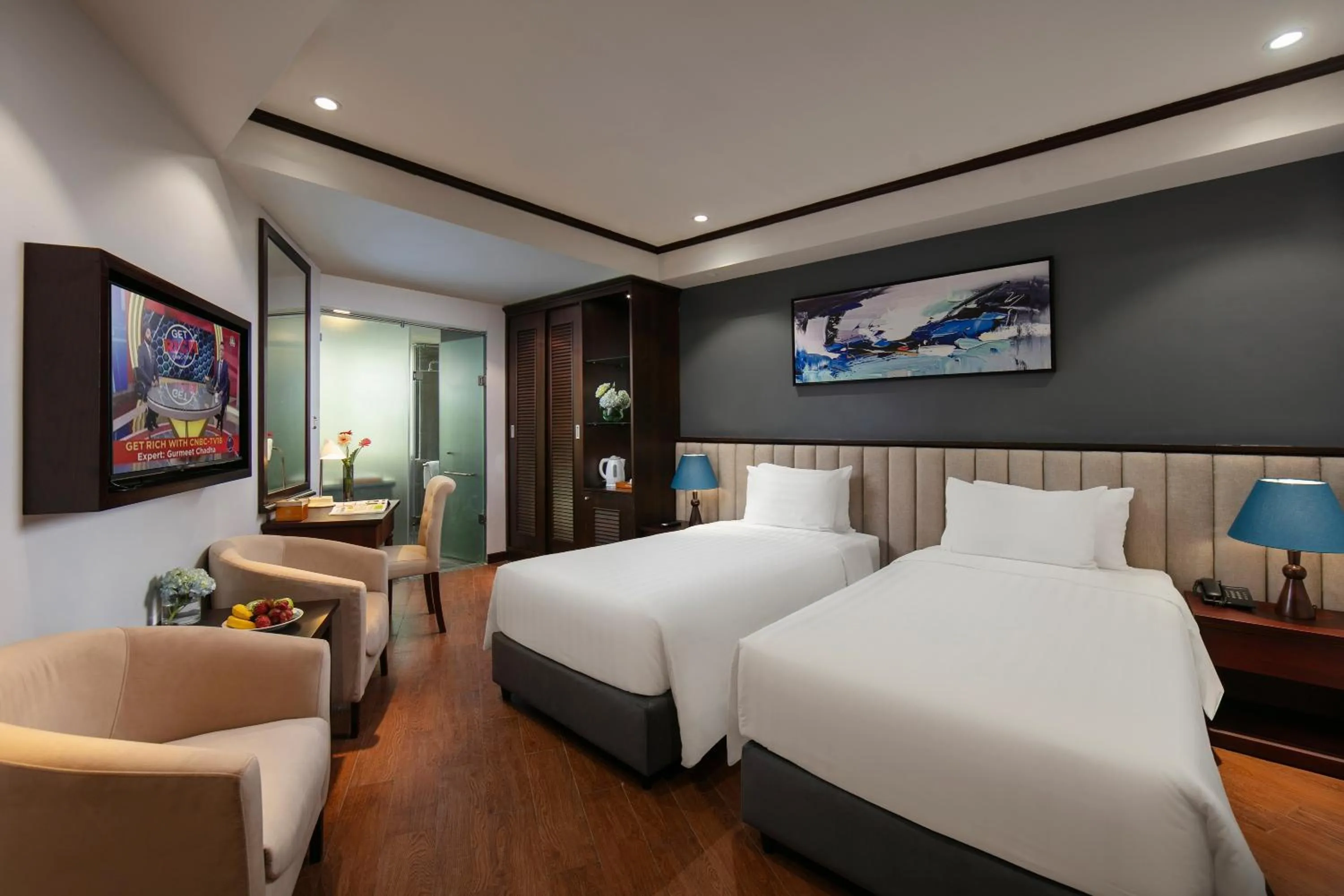 Bedroom, Bed in MAY DE VILLE Corner Hotel