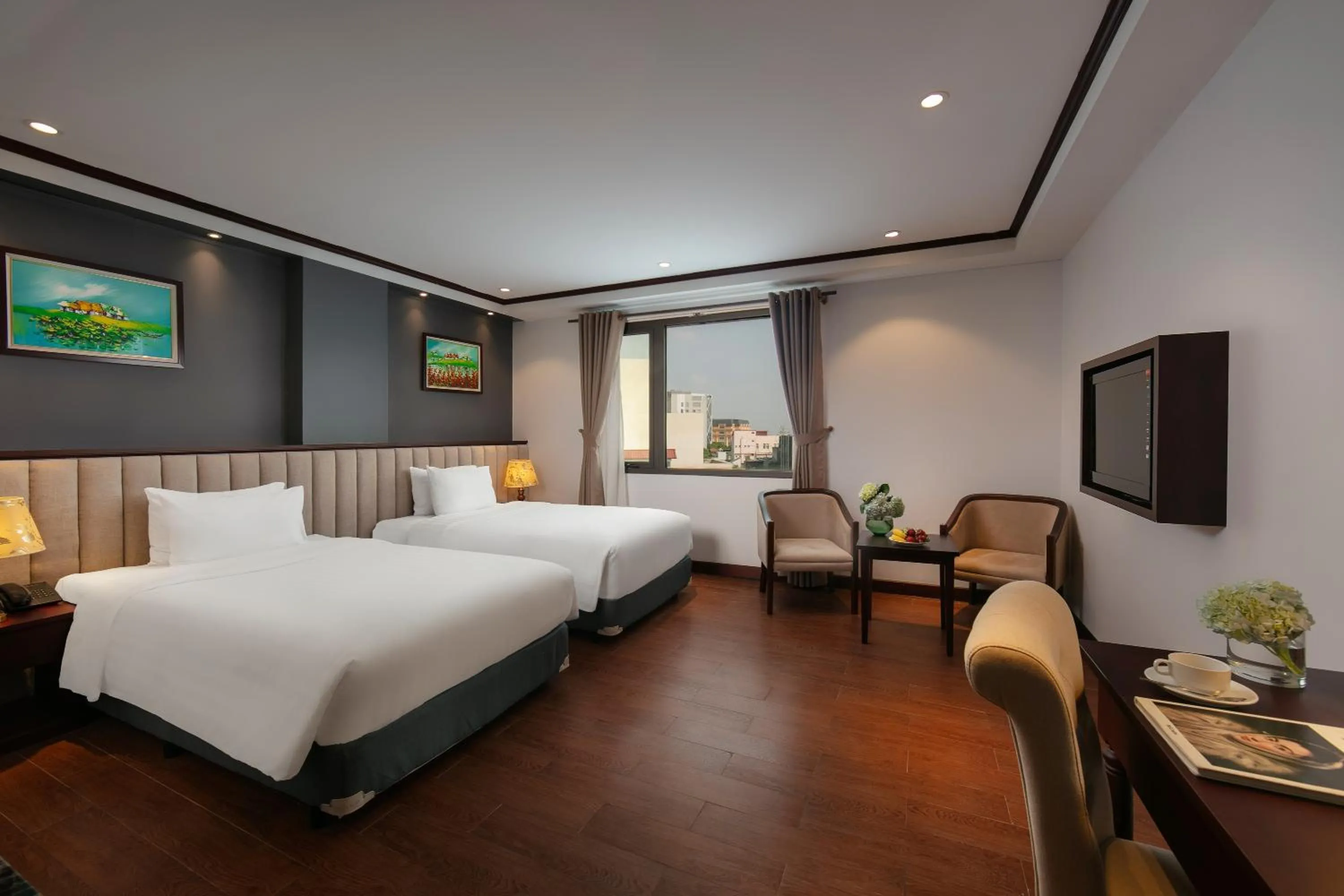 View (from property/room), Bed in MAY DE VILLE Corner Hotel