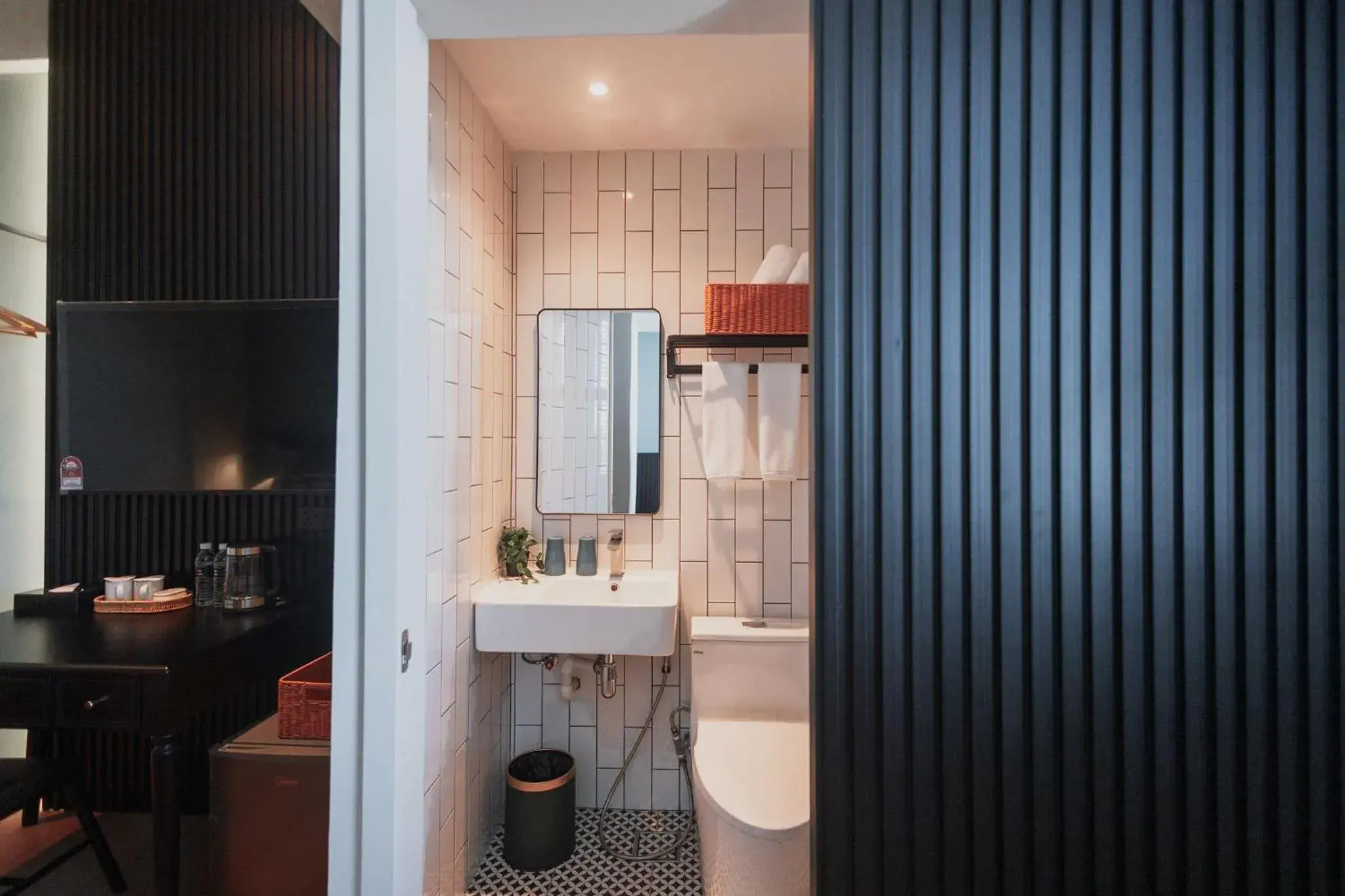 Deluxe Double or Twin Room in Legacy Hill Hotel Deluxe Double or Twin Room in Legacy Hill Hotel