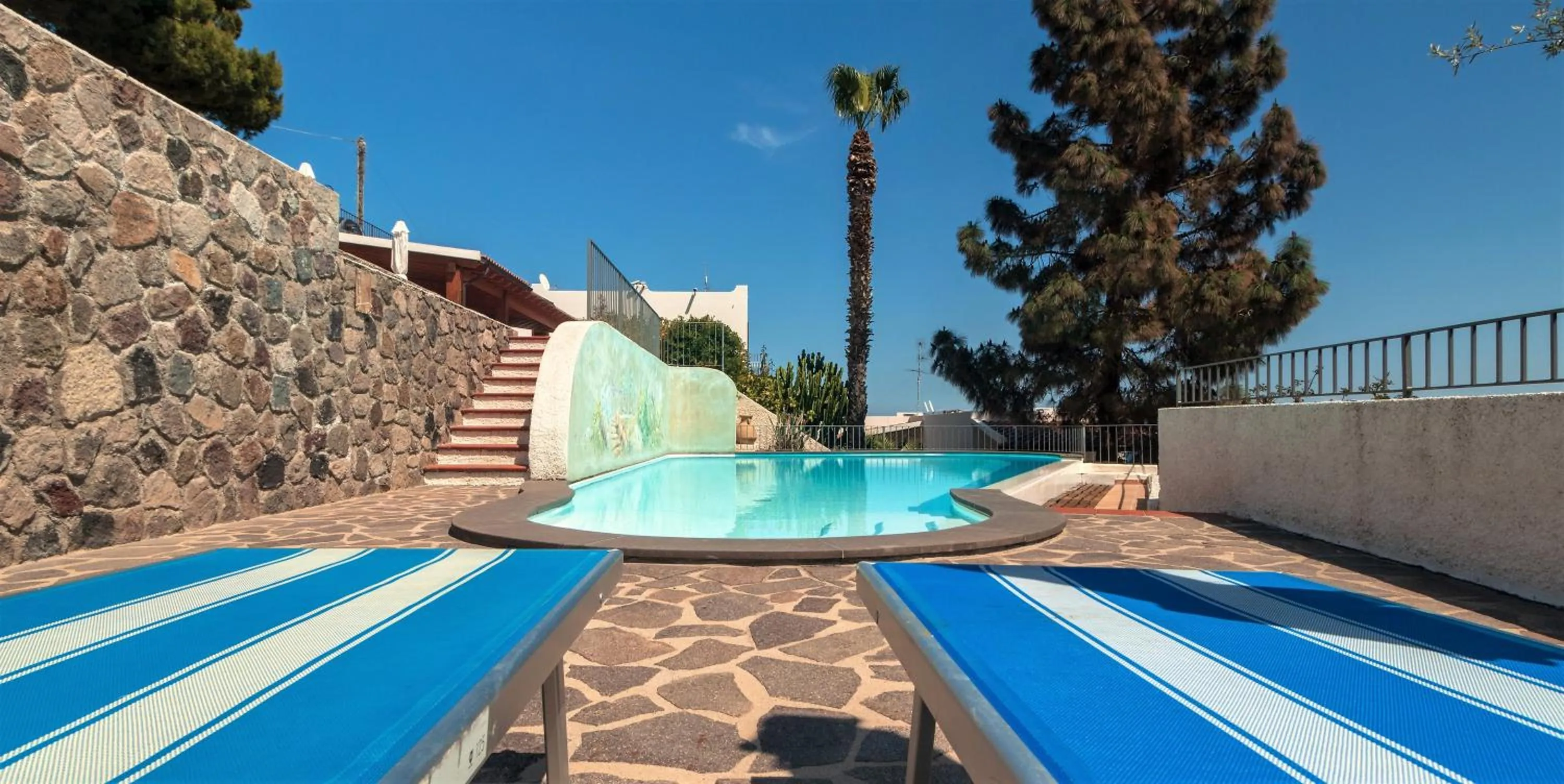 Patio in Hotel Residence La Villetta