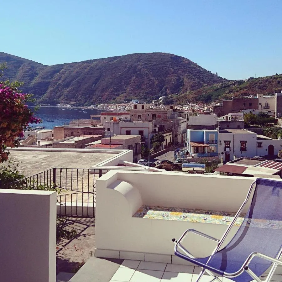 Patio in Hotel Residence La Villetta