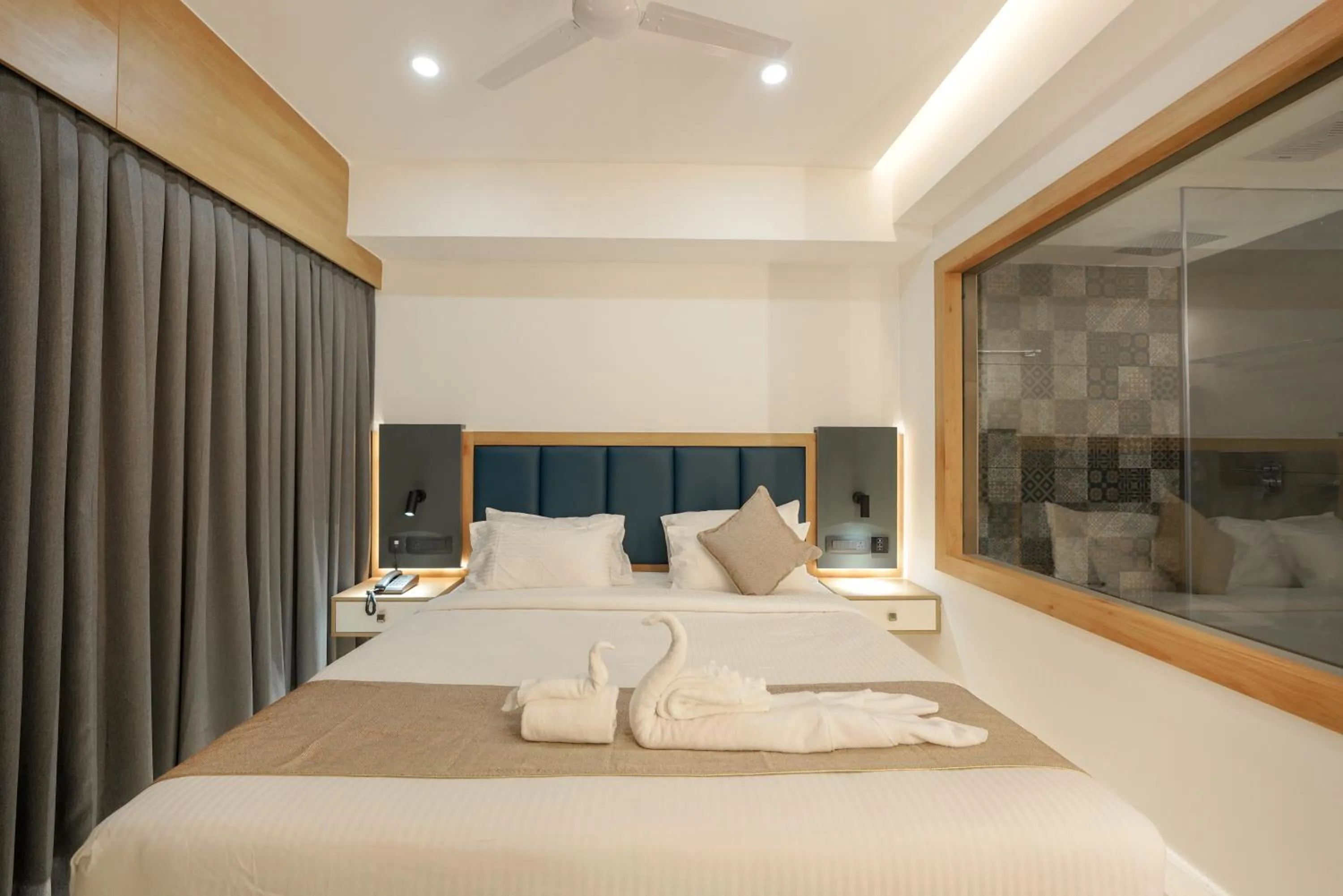 Bedroom, Bed in Aurora Hotels and Resorts