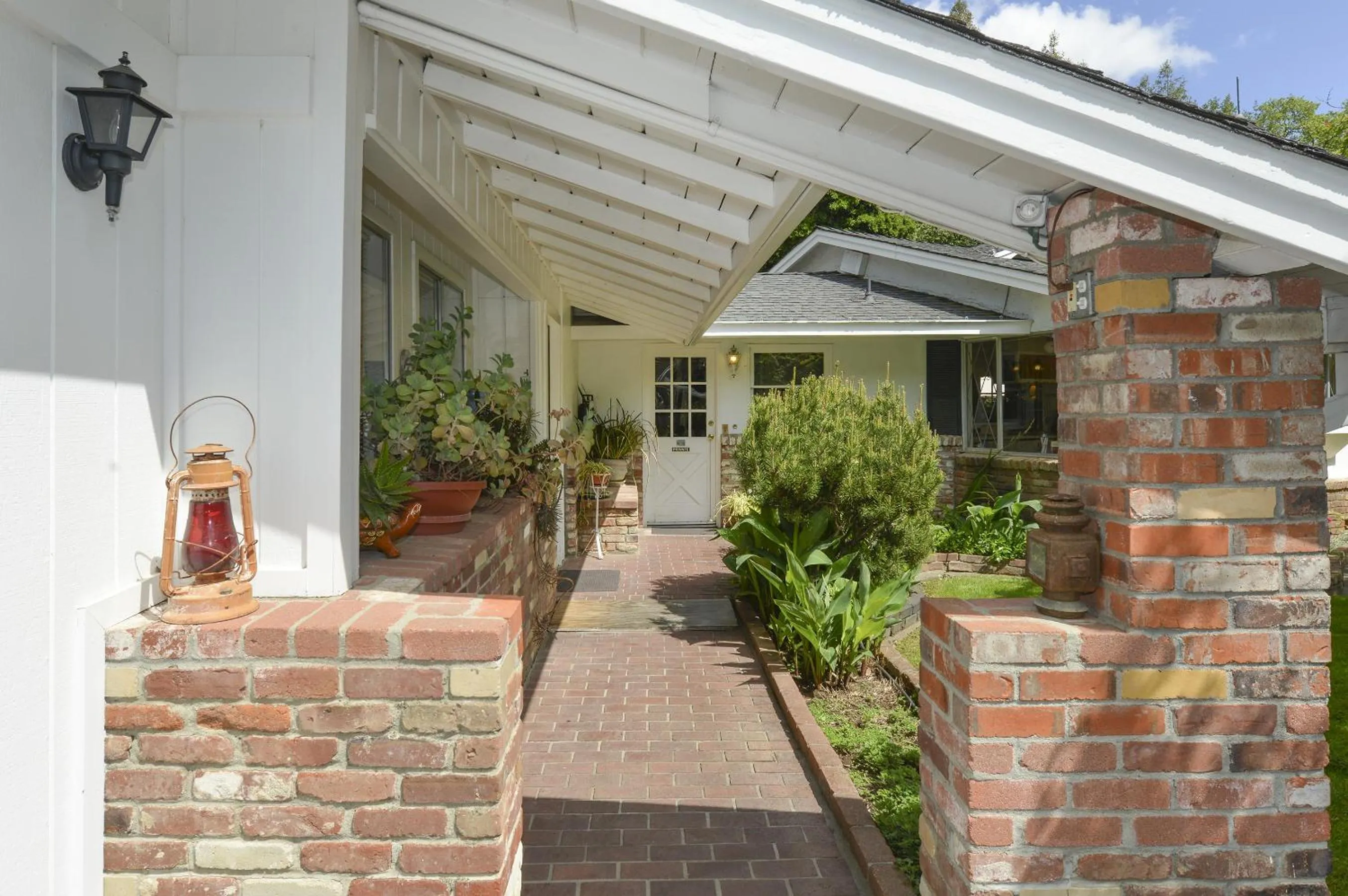 Decorative detail in Stahlecker House Inn