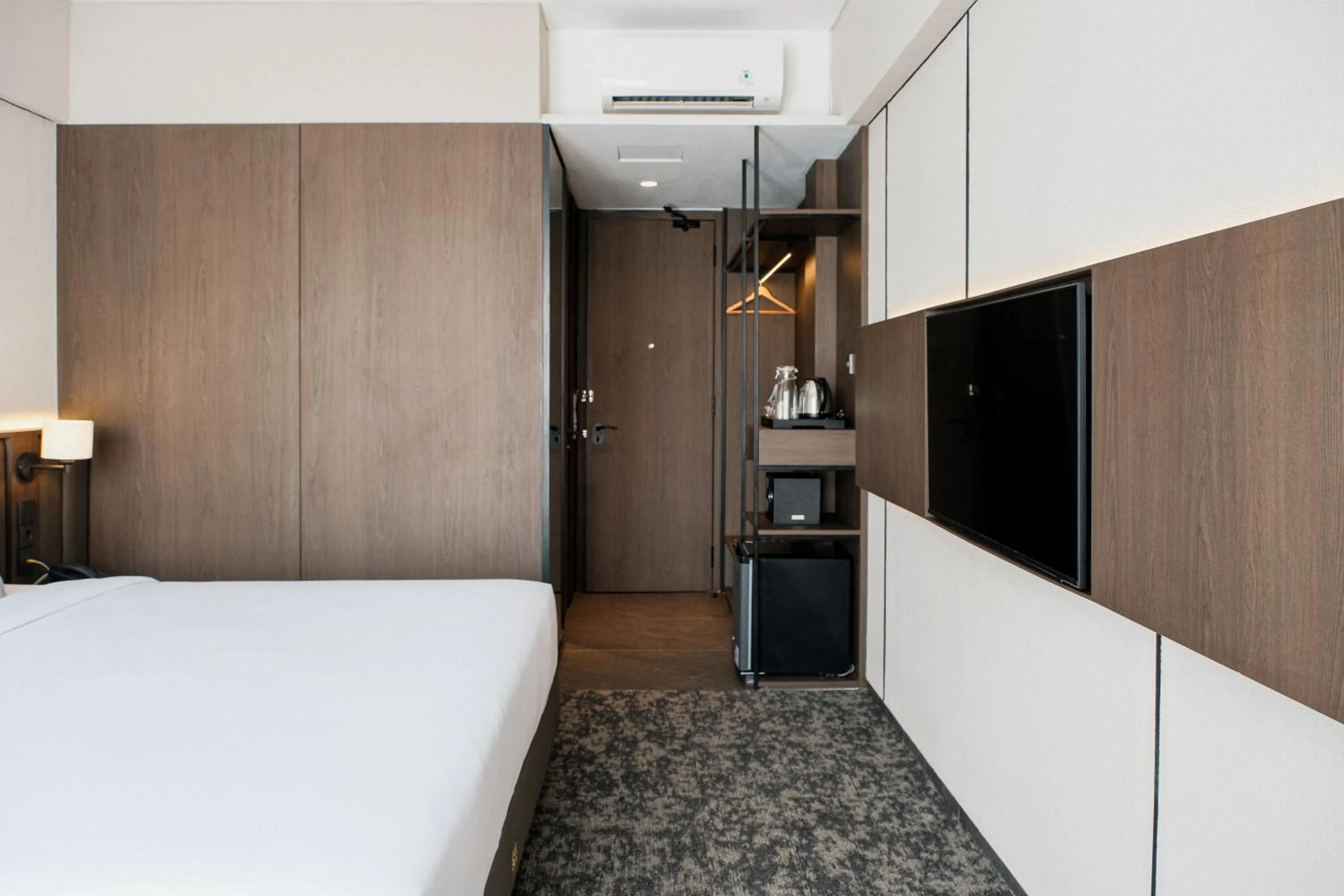 Property building, Bed in Manon Boutique Hotel Kota Lama Semarang