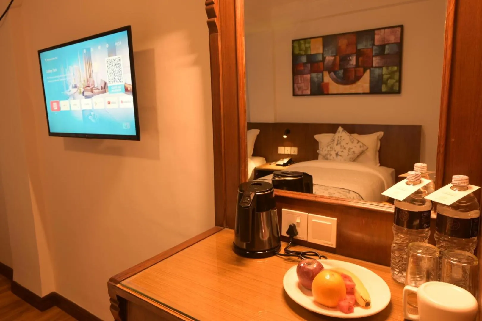 Bedroom, Bed in Gallery Park Hotel