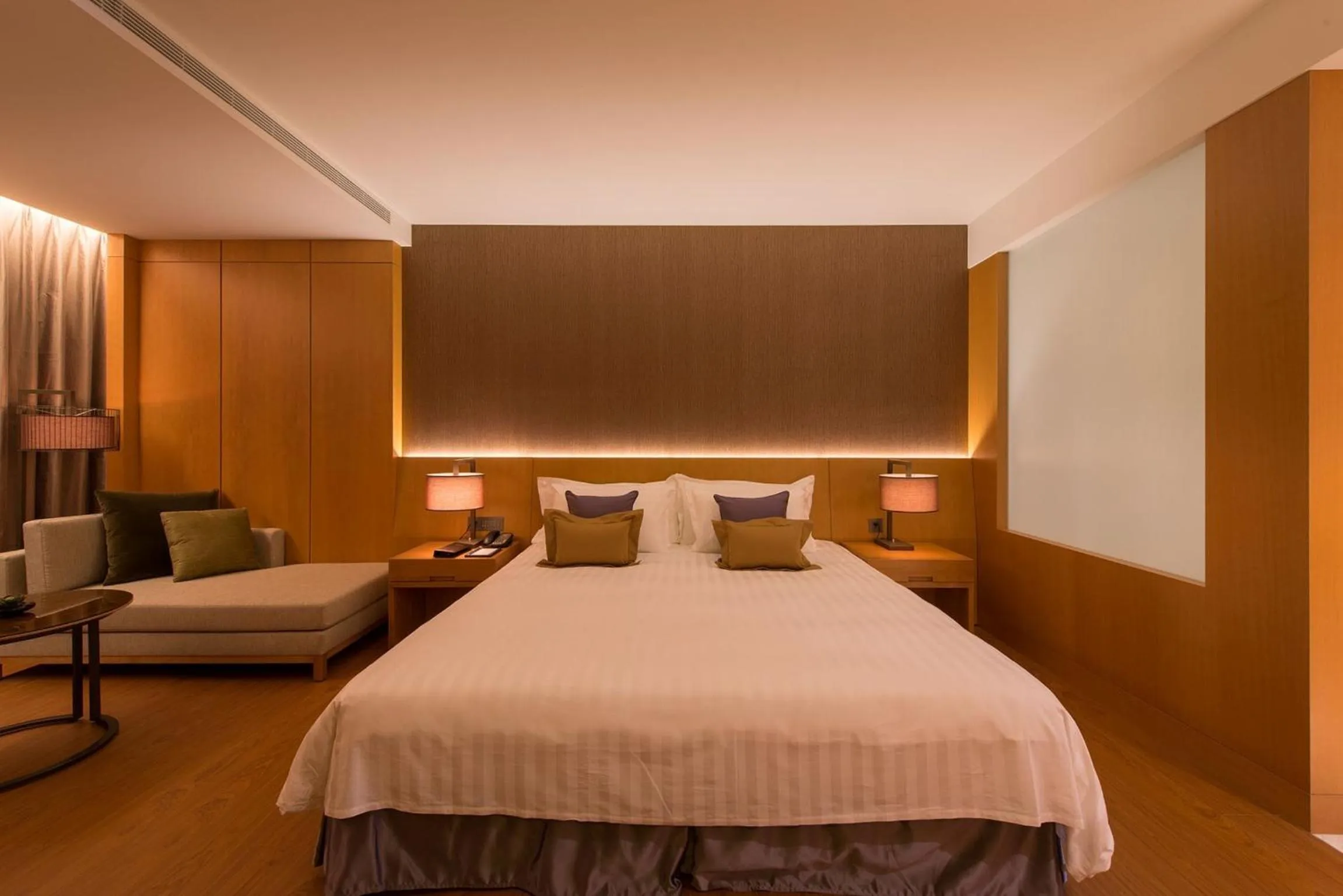 Bed in Golden Lake Hotel